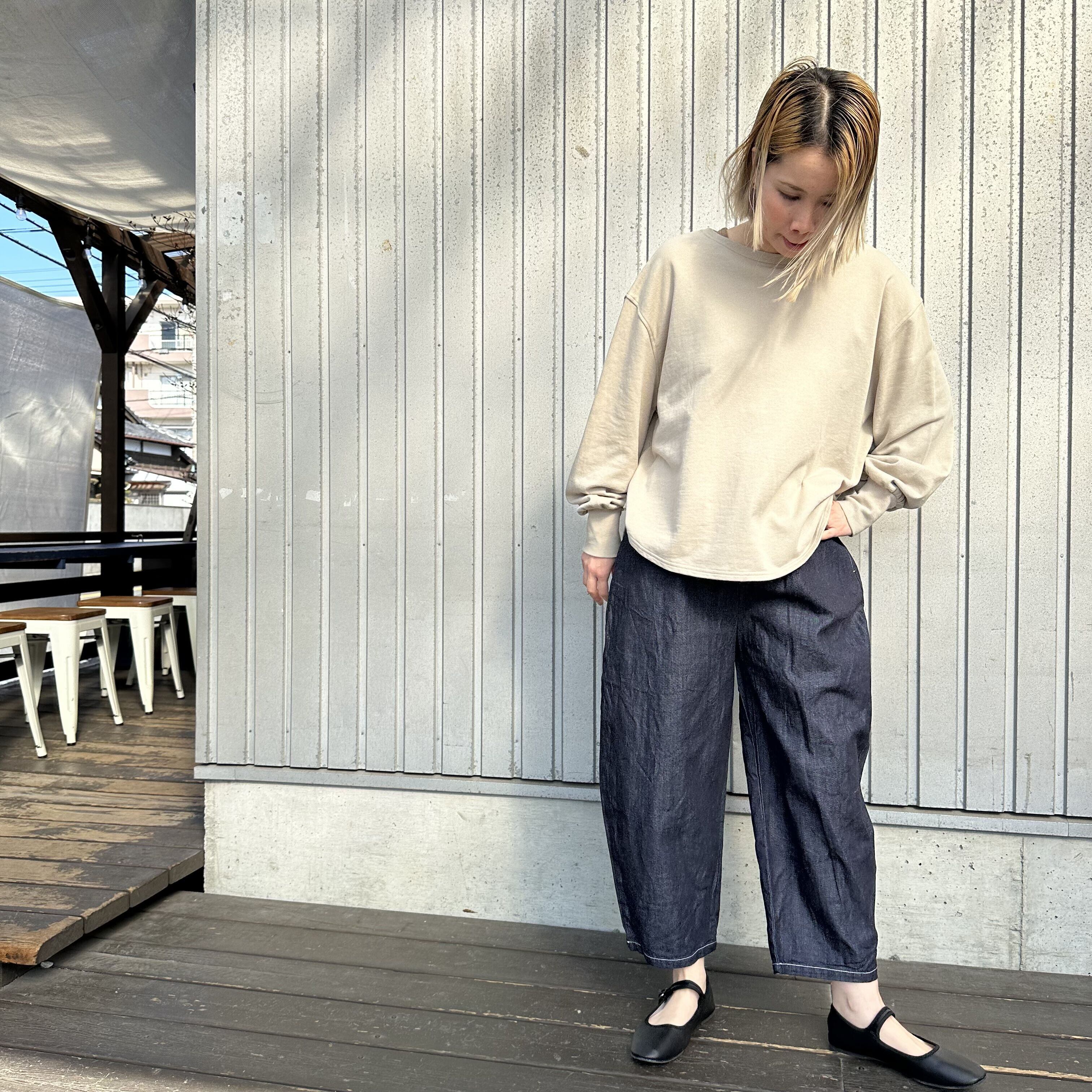 8ozムラデニムエッグパンツ /NARU'定番/ 647125 | WACKY