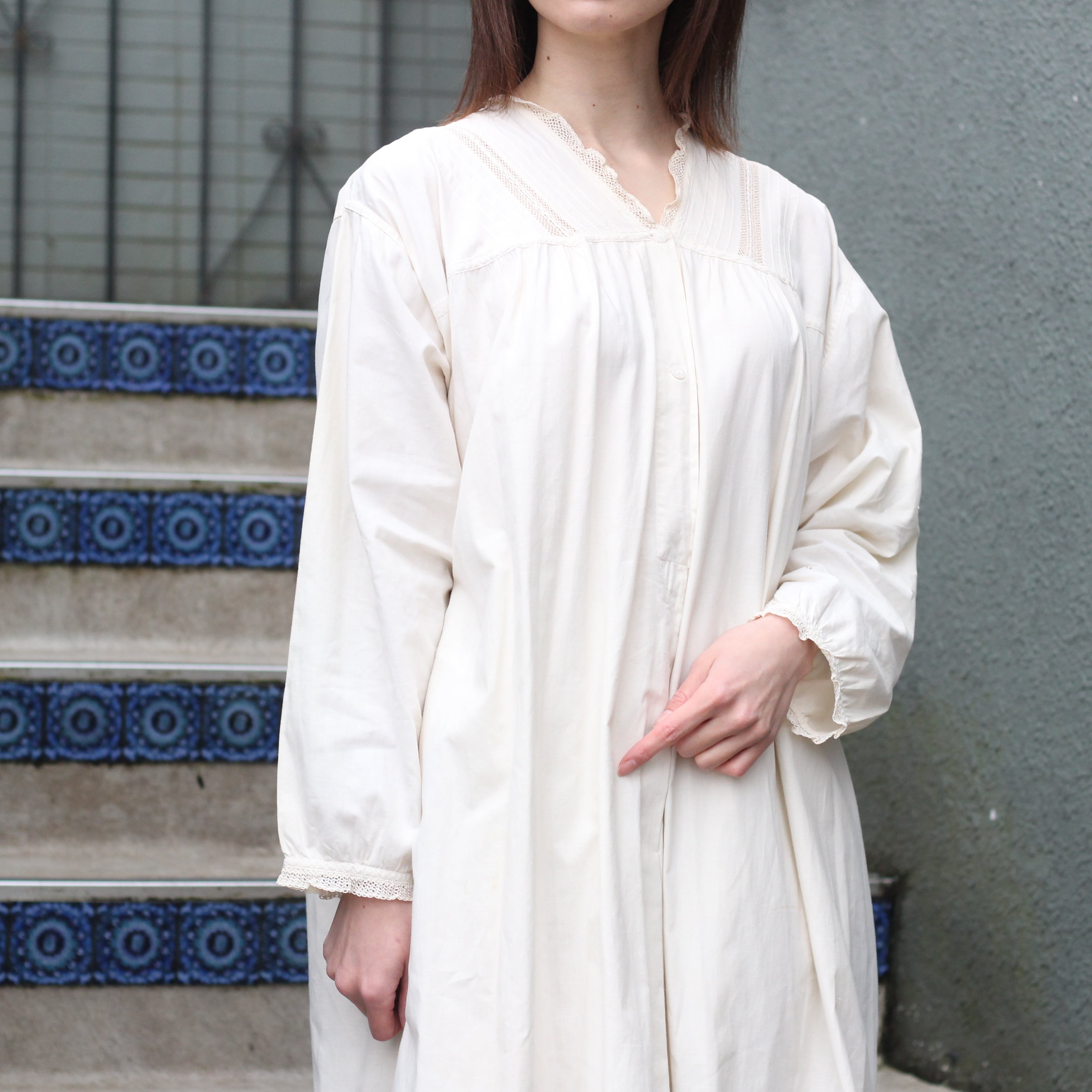 SPECIAL ITEM* 50's~60's EU VINTAGE LACE SMOCKING DESIGN ONE PIECE