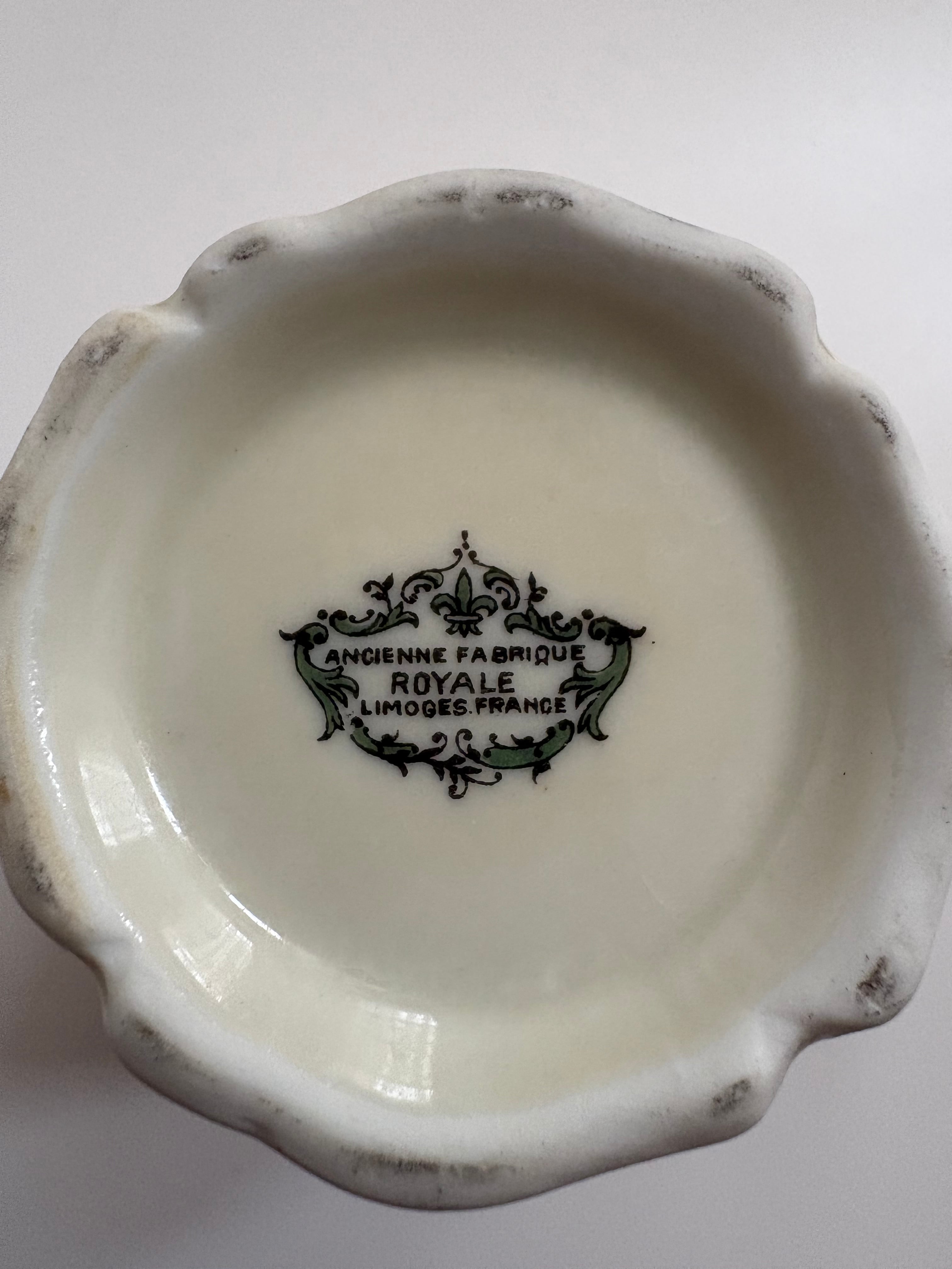 ロワイヤルリモージュ クリーマー（優雅な金彩装飾／ROYALE LIMOGES