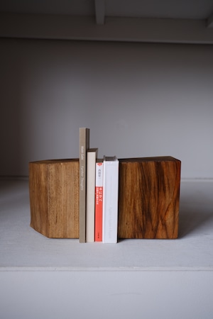 Book end ブックエンド -楠-