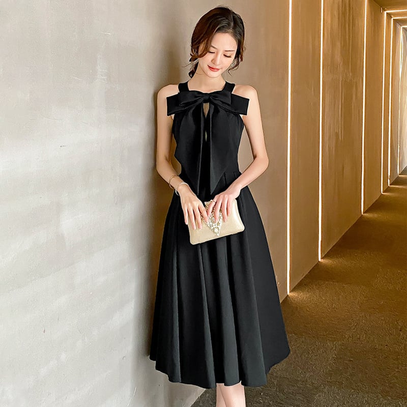 ✿ ブラック・黒 | DressZone-パーティードレス、プライベート、出勤服