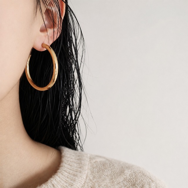 Chunky hoop pierce A00020