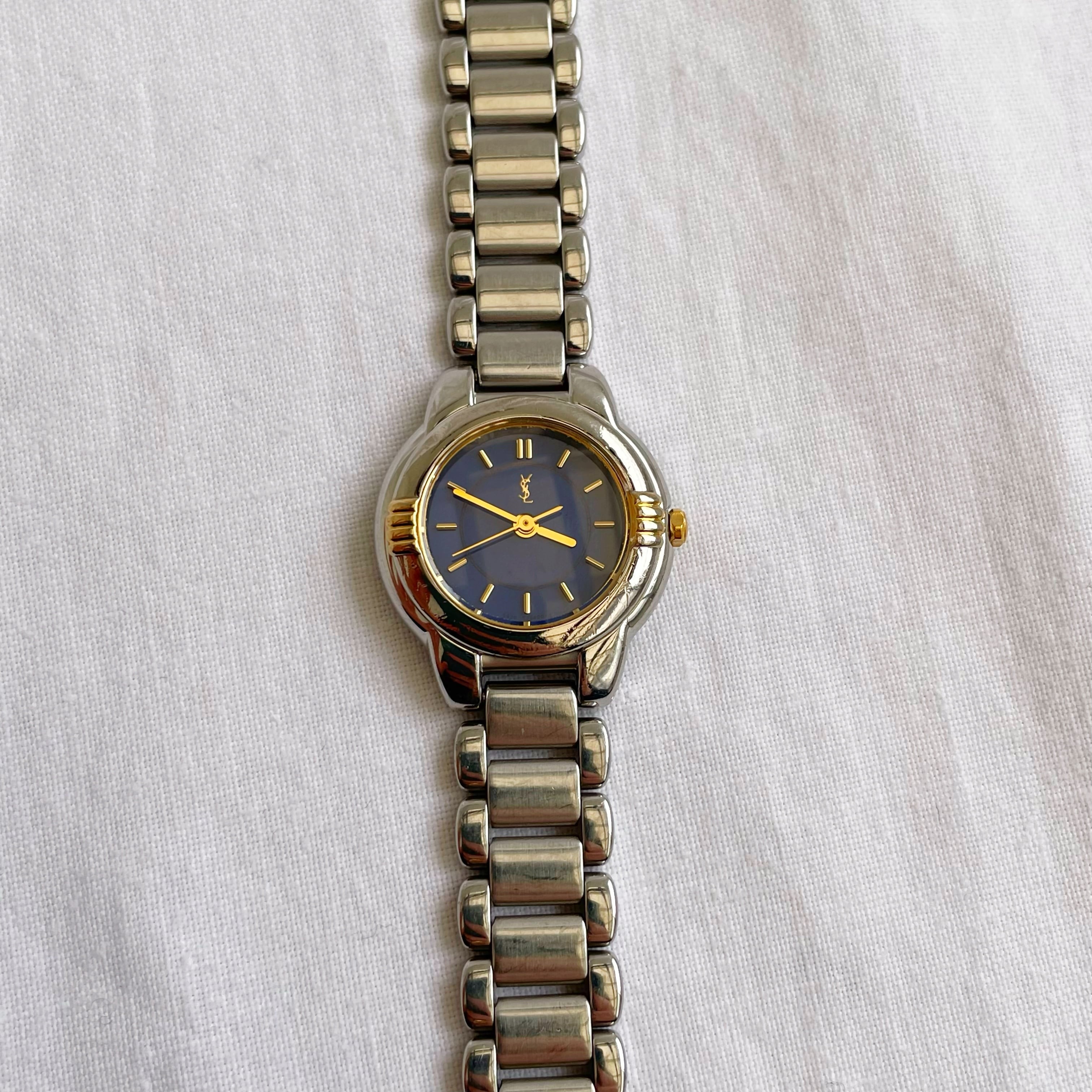 【電池交換済】Yves Saint Laurent 腕時計 オーバル ネイビー