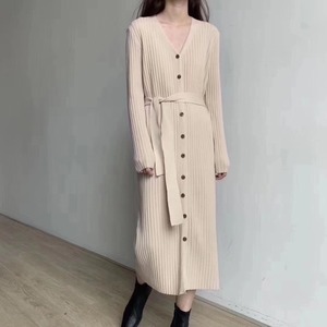 フロントボタンリブニットワンピース