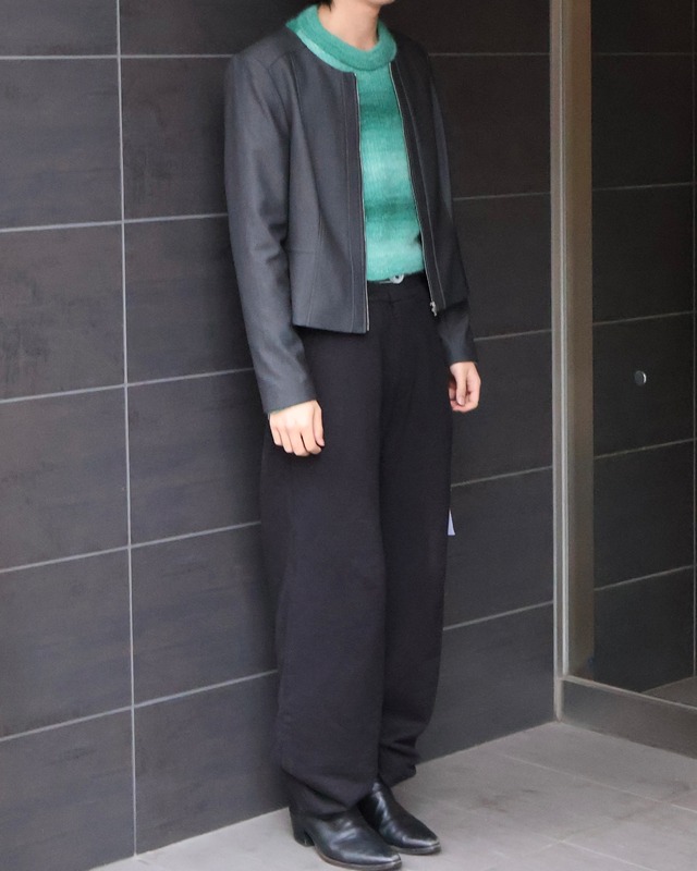 basic crewneck zip up jacket