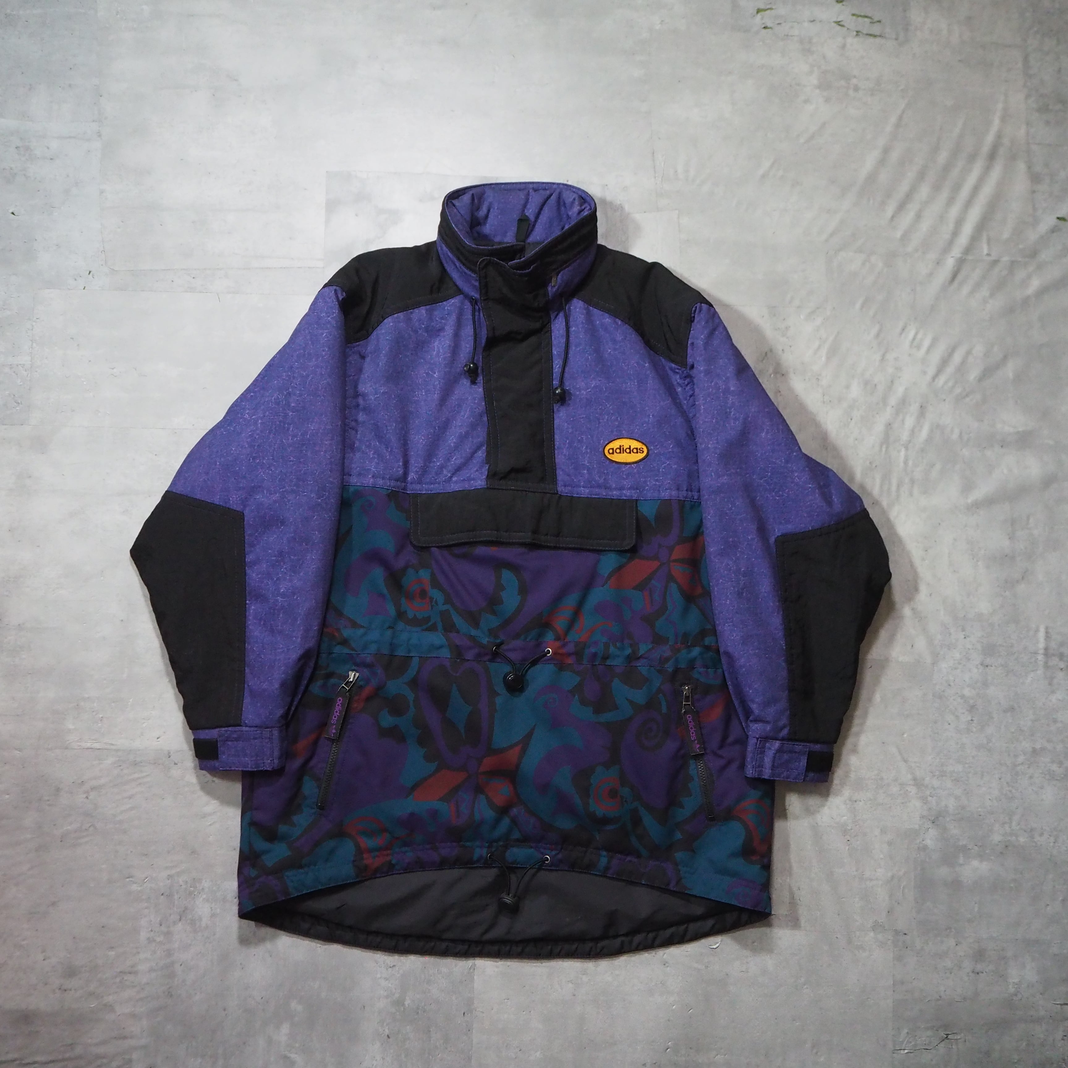 80s-90s “ADIDAS” made by DESCENTE Trefoil logo puff anorak parka