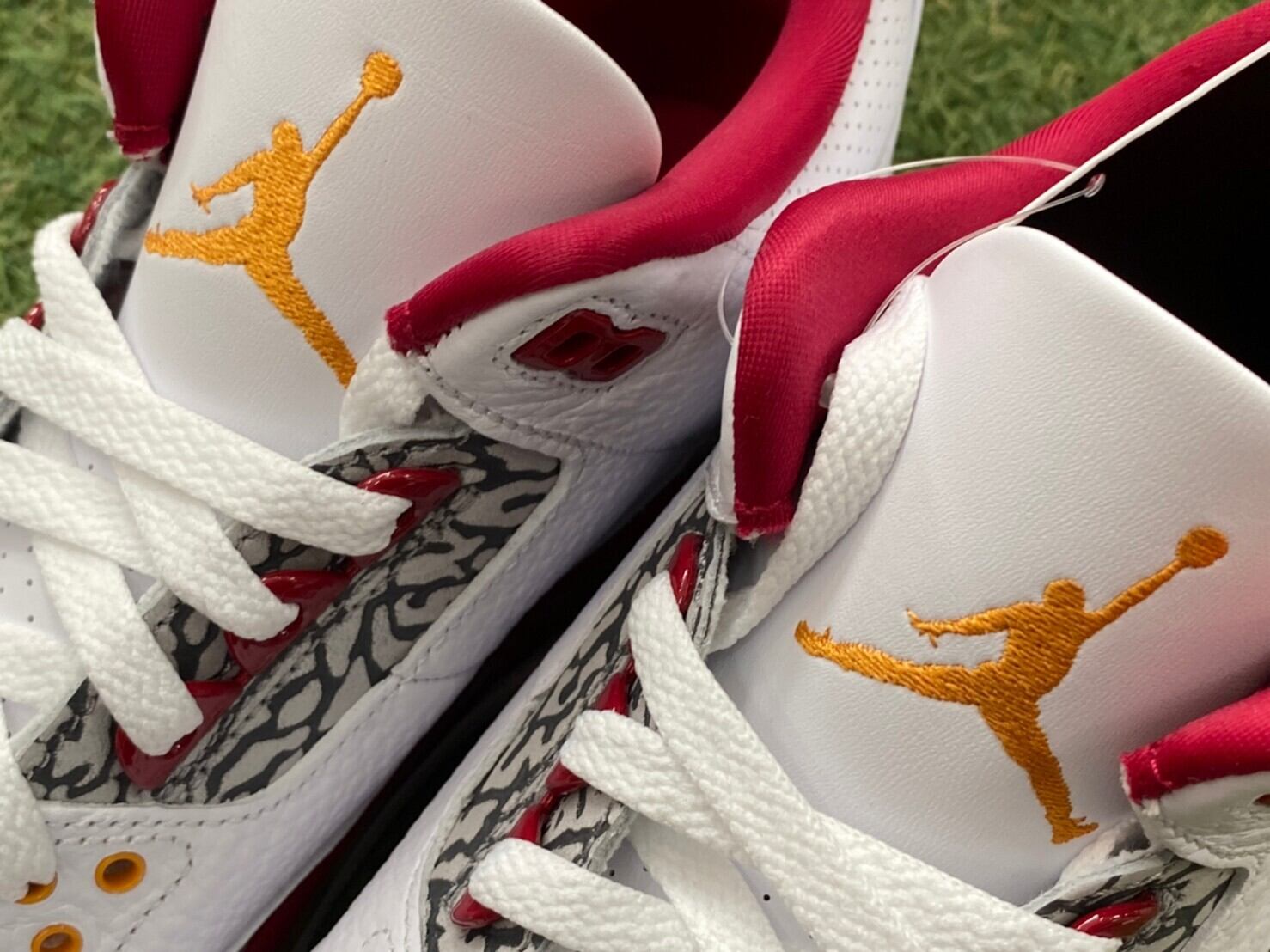 NIKE AIR JORDAN 3 RETRO 