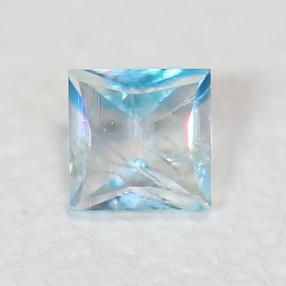 天然ユークレース』0.08ct ジンバブエ産 ルース 宝石【3906】 | Gordan