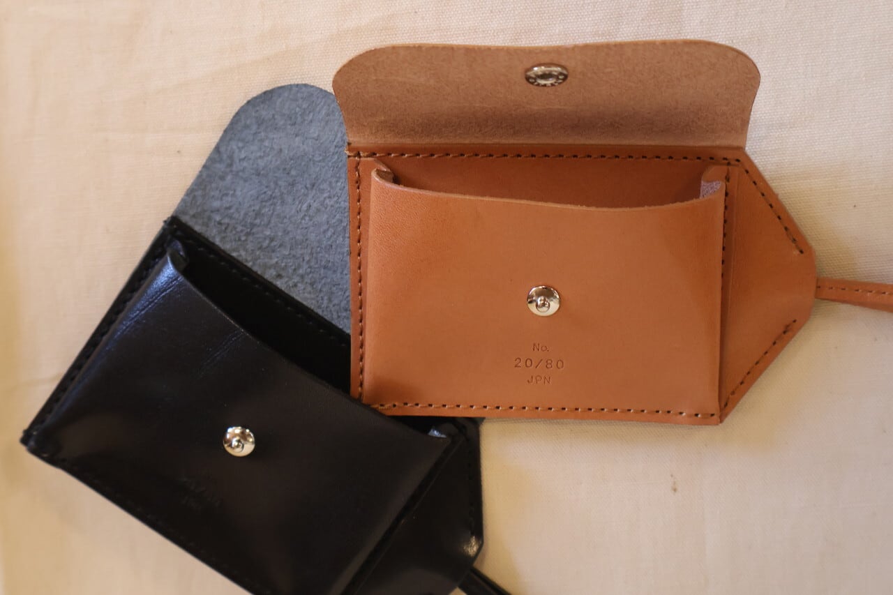 20/80 / TOCHIGI LEATHER CLOCHETTE WITH POCKET | castlerock