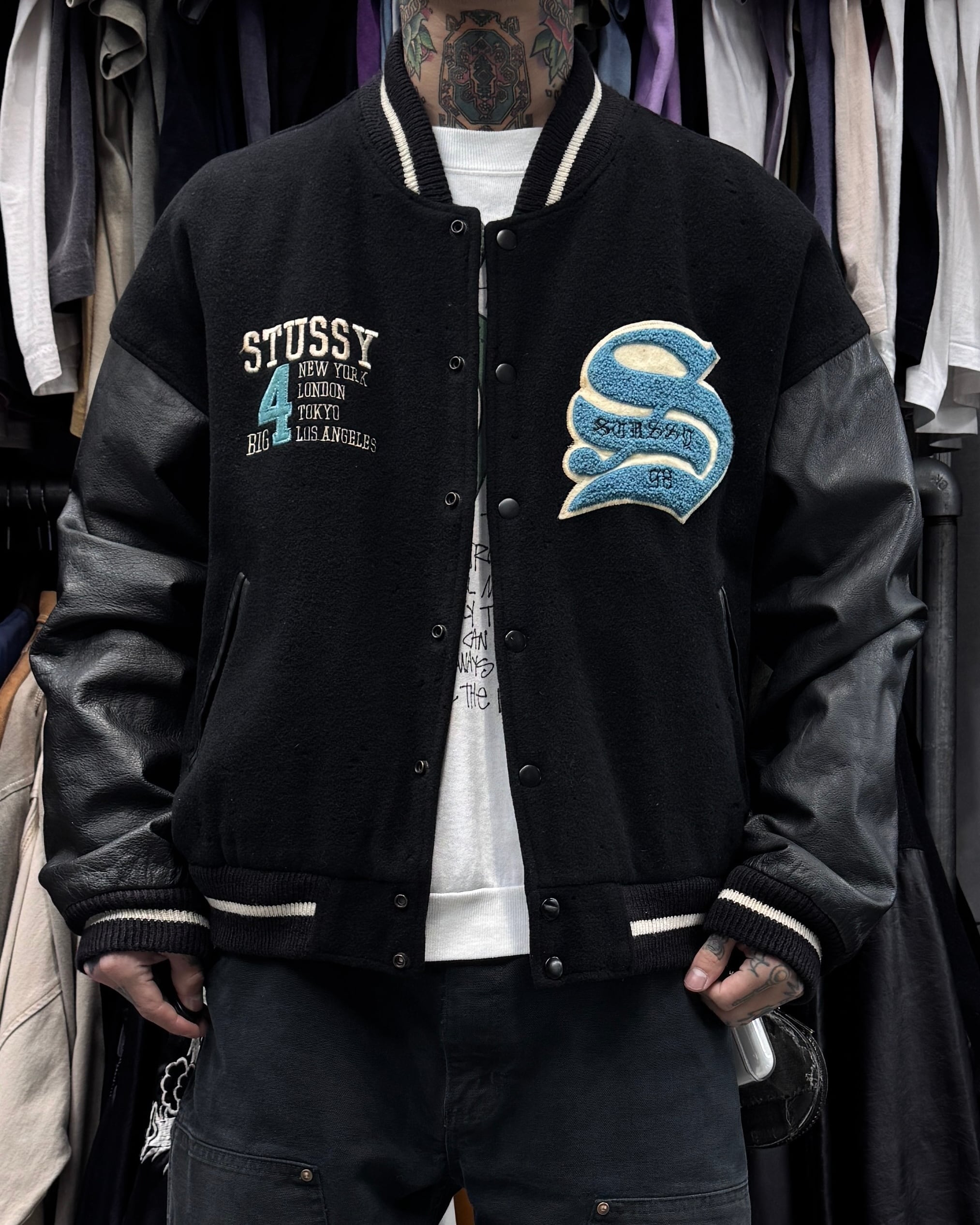 old stussy スカル&スネーク スカジャン M 新品未使値札有り 人気の新作 新品未使値札有り M スカジャン スカル&スネーク stussy
