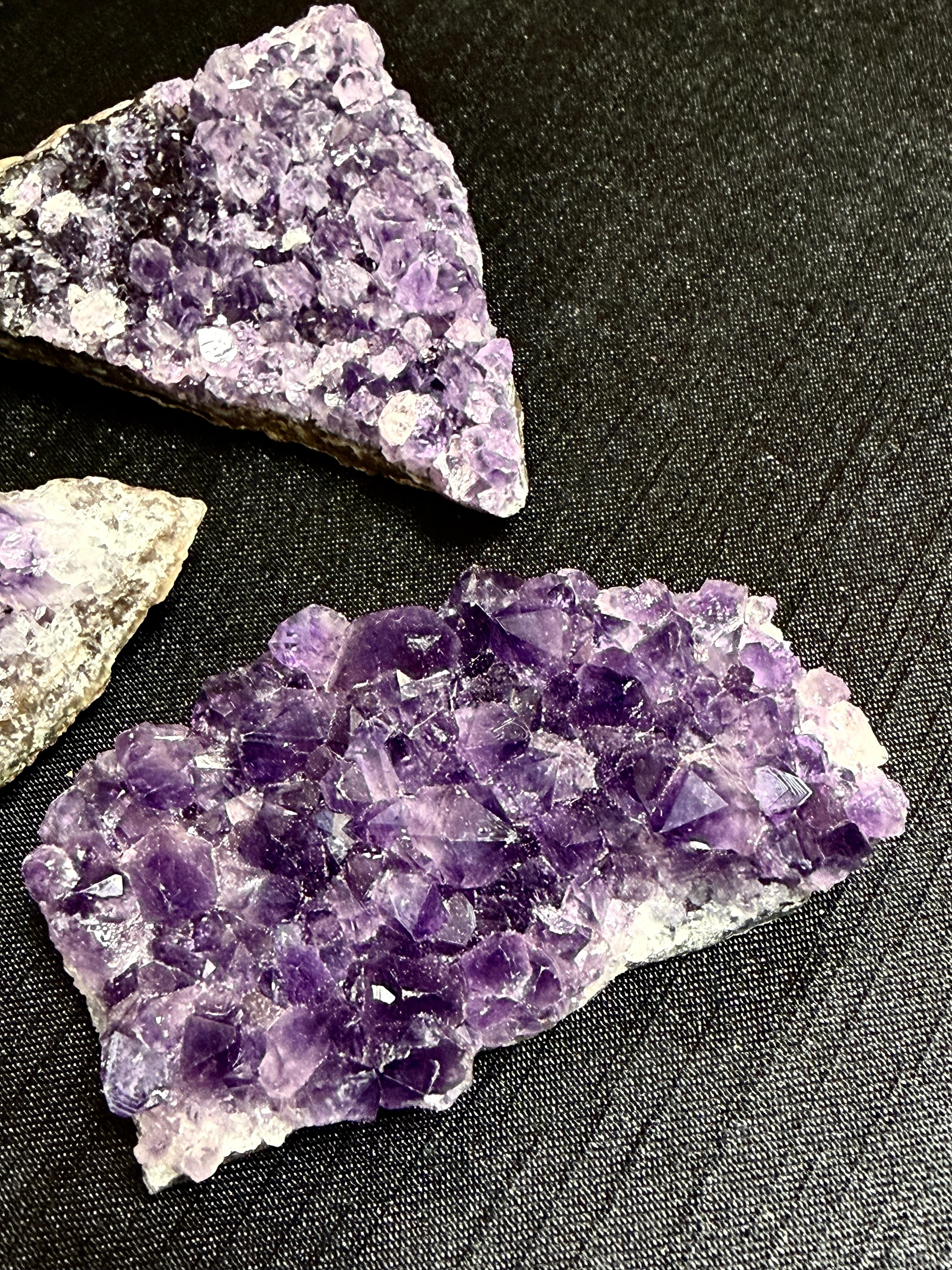 アメジストクラスター✨️綺麗な紫✨️ 大特価！！【美しい紫水晶】ブラジル産アメジストクラスター【Sサイズ