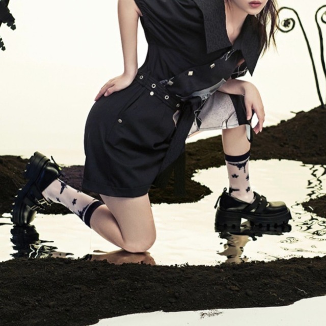 Graphic asymmetric big collar all in one C1602