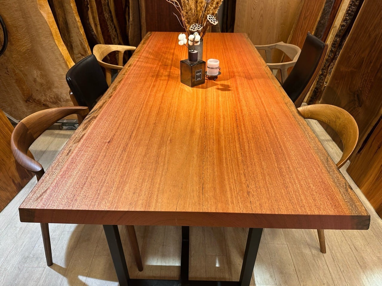 サペリ_2240×980-1300×65_浅草本店_テーブル天板/一枚板 252438 t001