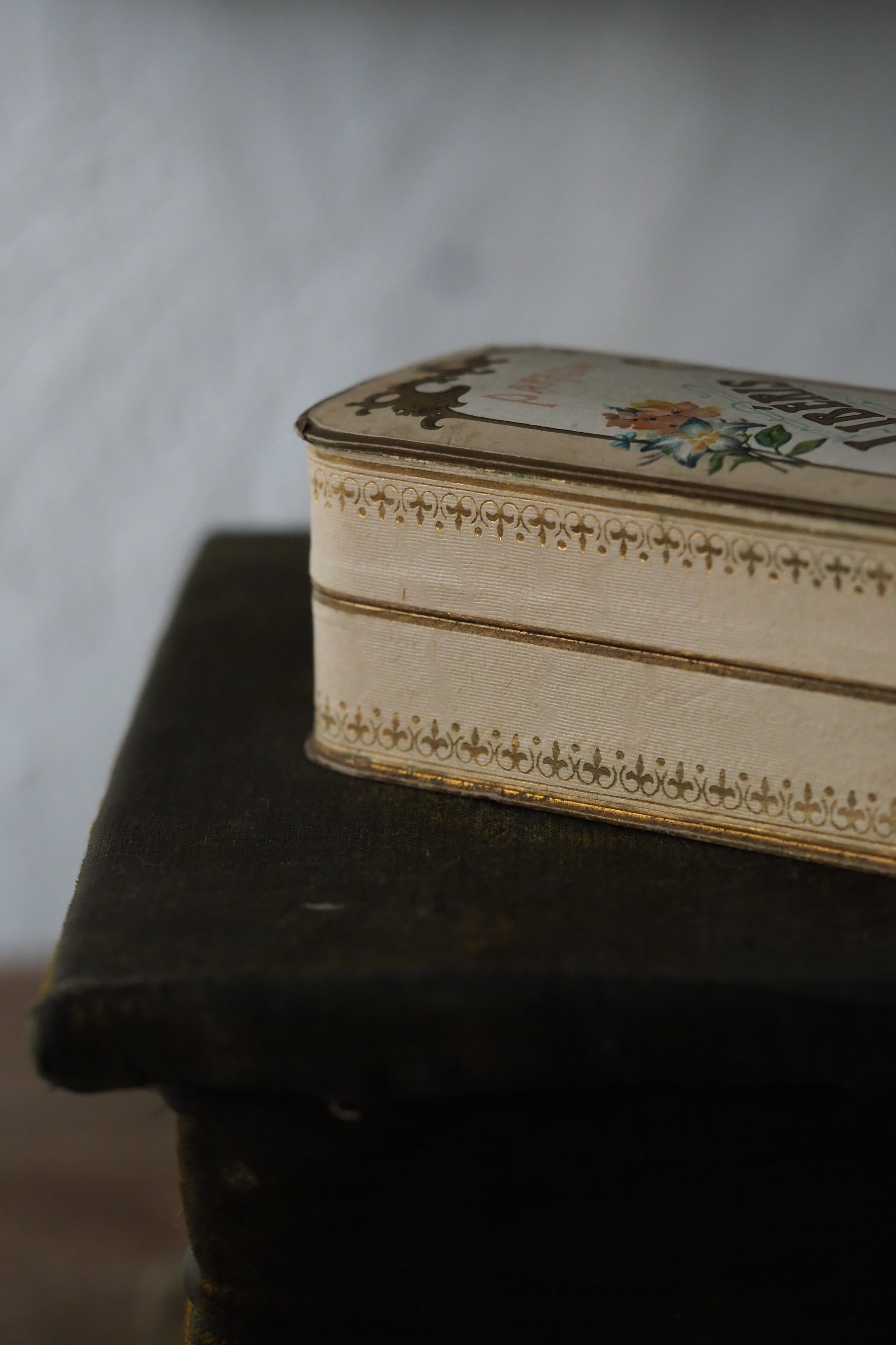 パフュームの紙箱-antique perfume paper box | アンティーク