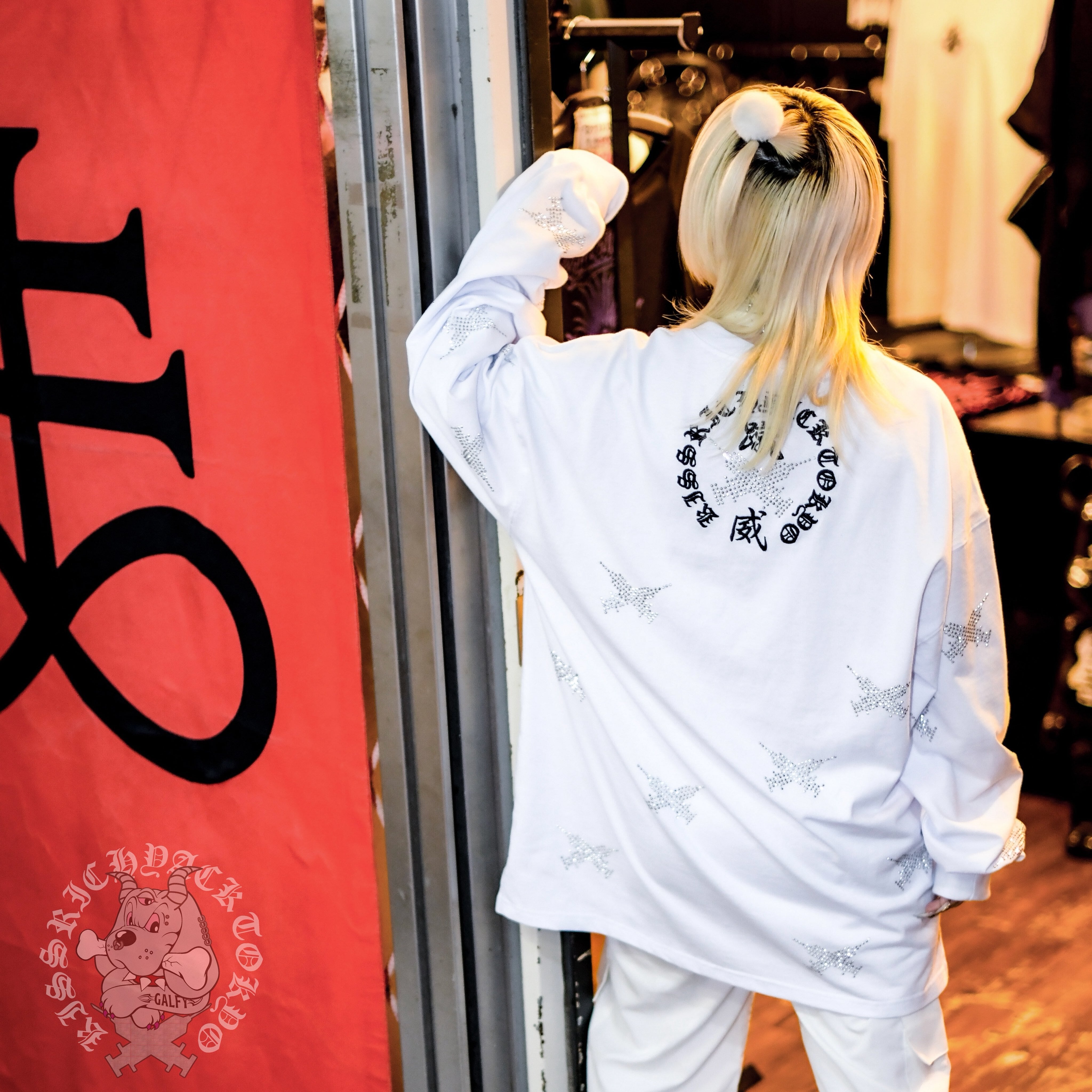 即納】「ピカピカ注射器ロンT」 | KRY clothing