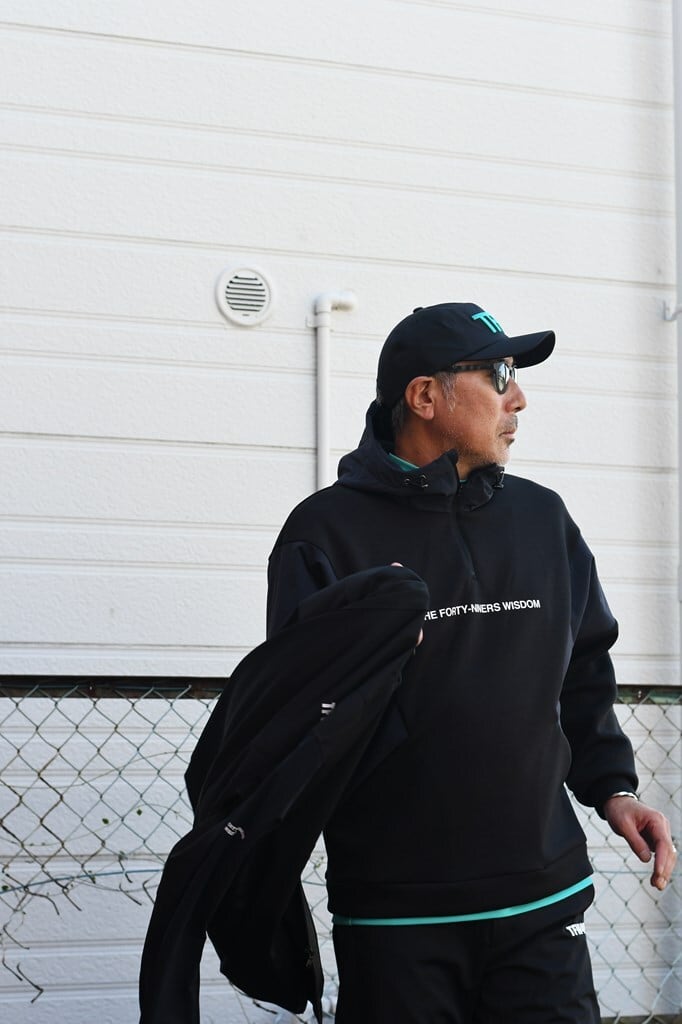 TFW49 CARDBOARD MATERIAL HOODIE | satisfaction