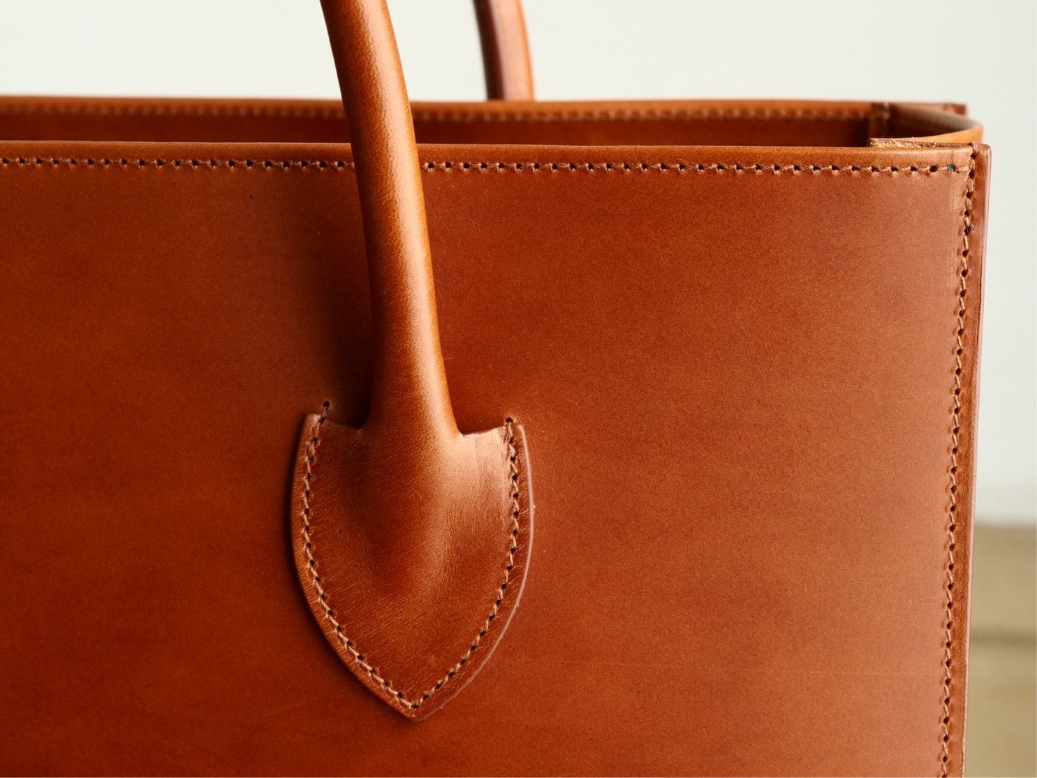 SOLE OPTION】KEW / BROWN / Leather Tote Large | UNION WORKS ONLINE