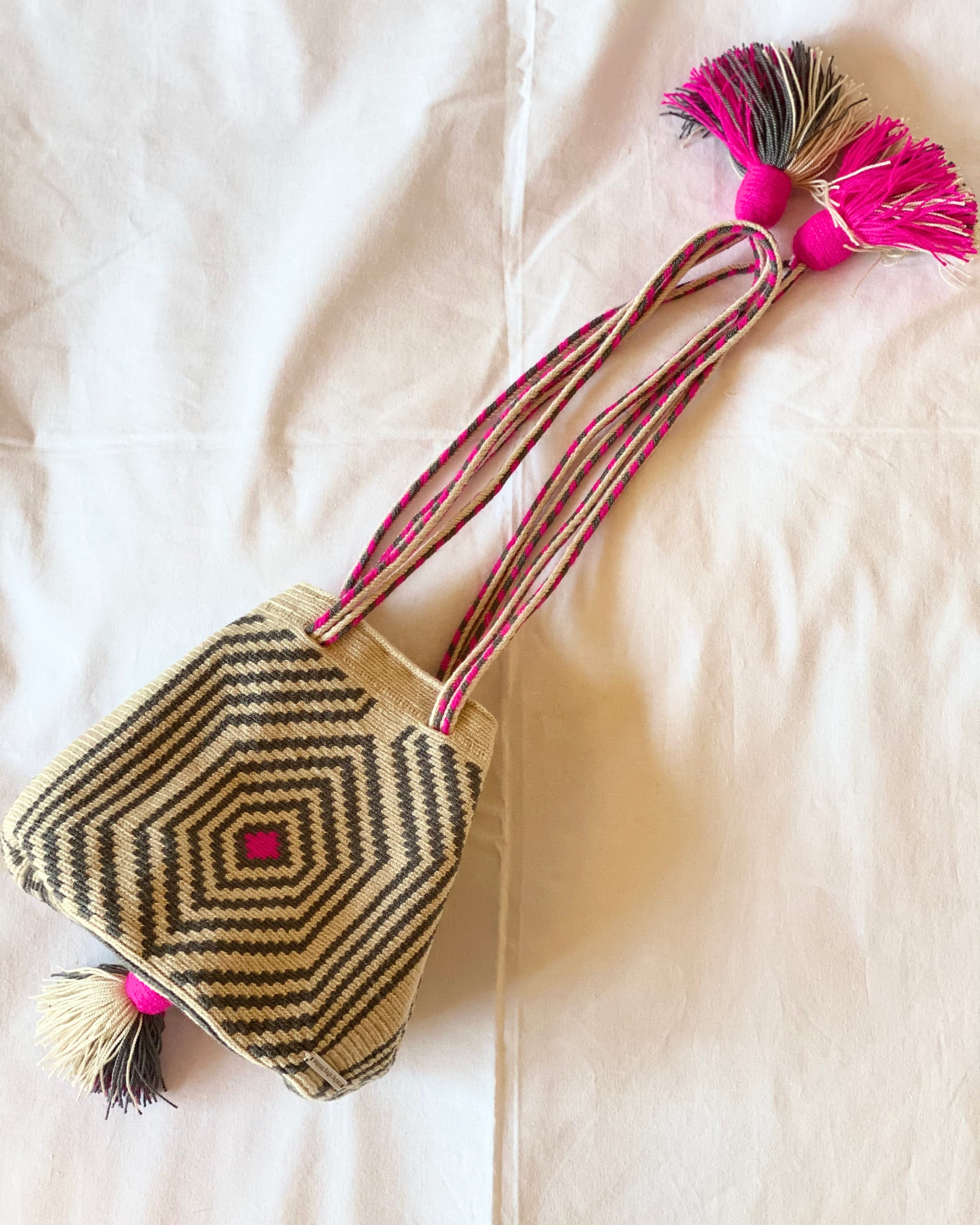 WAYUU Kinchaku S | ワユーバッグスジャパン (Wayuu Bags Japan) powered by BASE