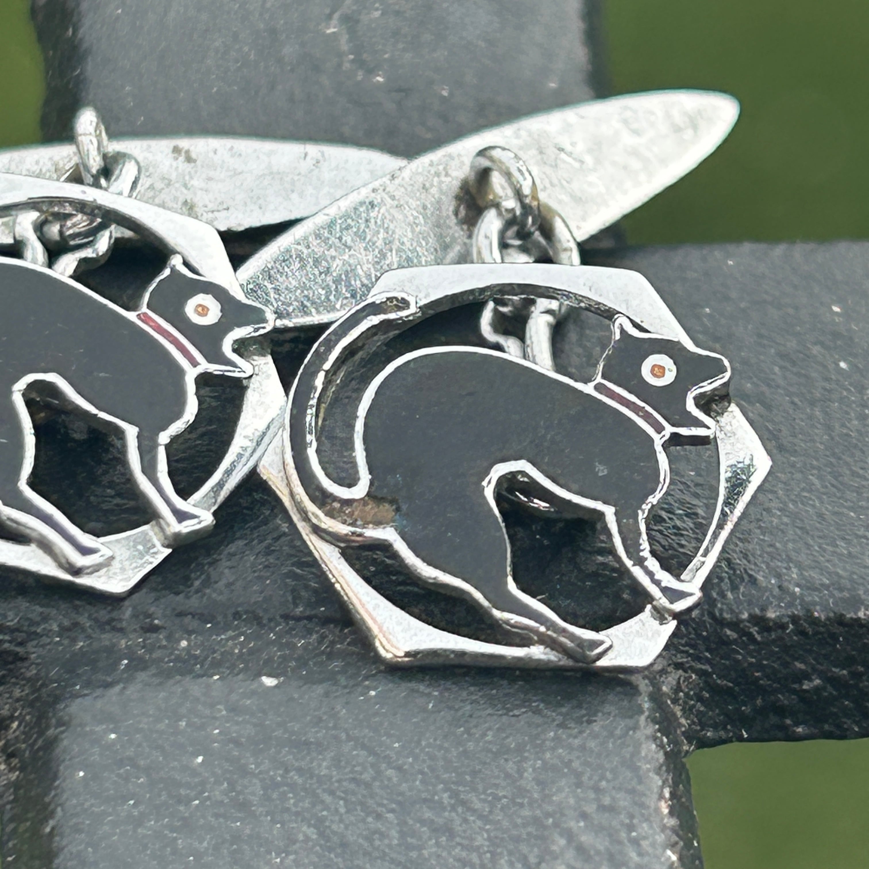 アンティーク　和製ヌーボー　黒猫のカフス