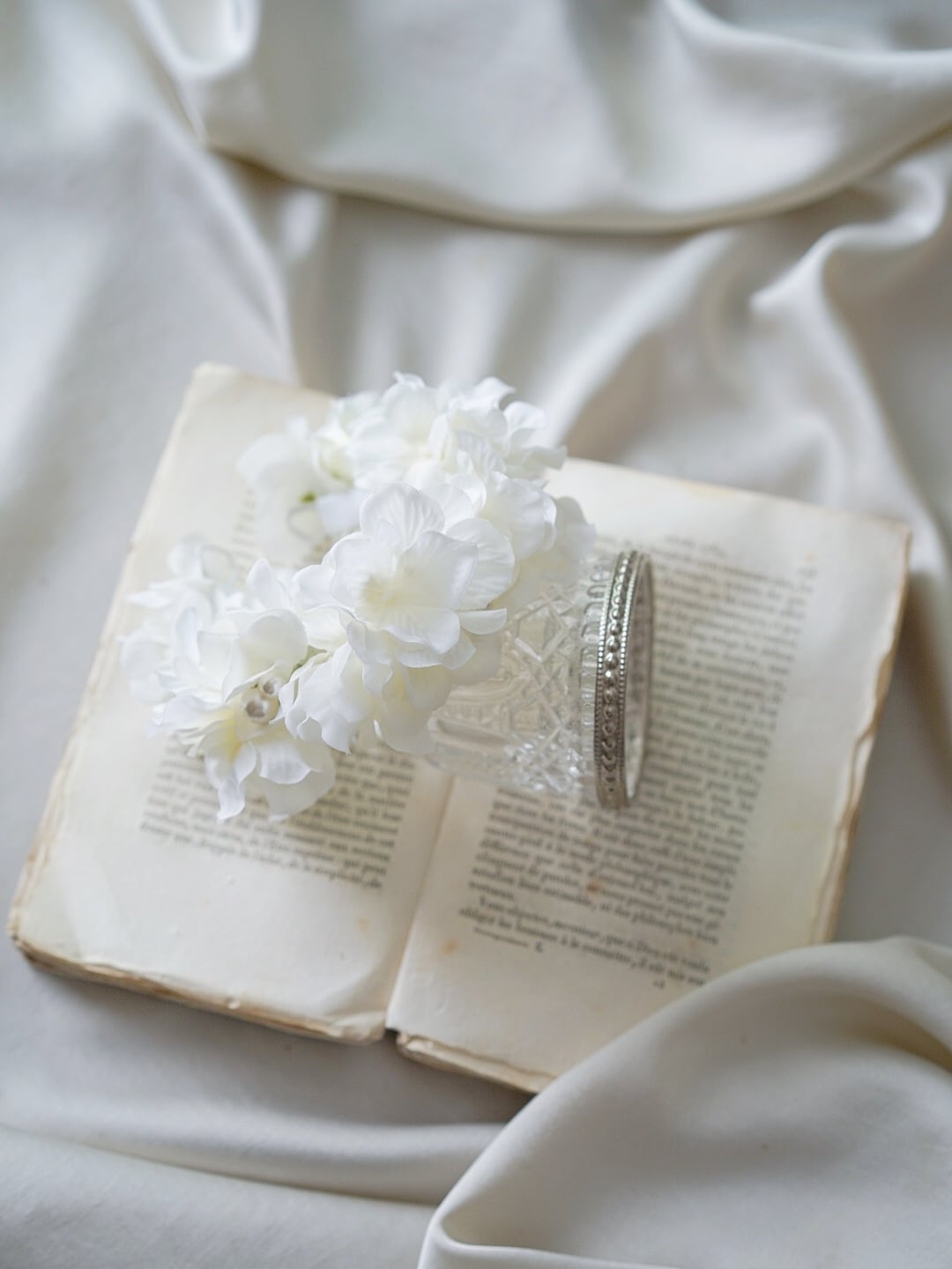 〈 即納アイテム 〉Drops Flora Crown white