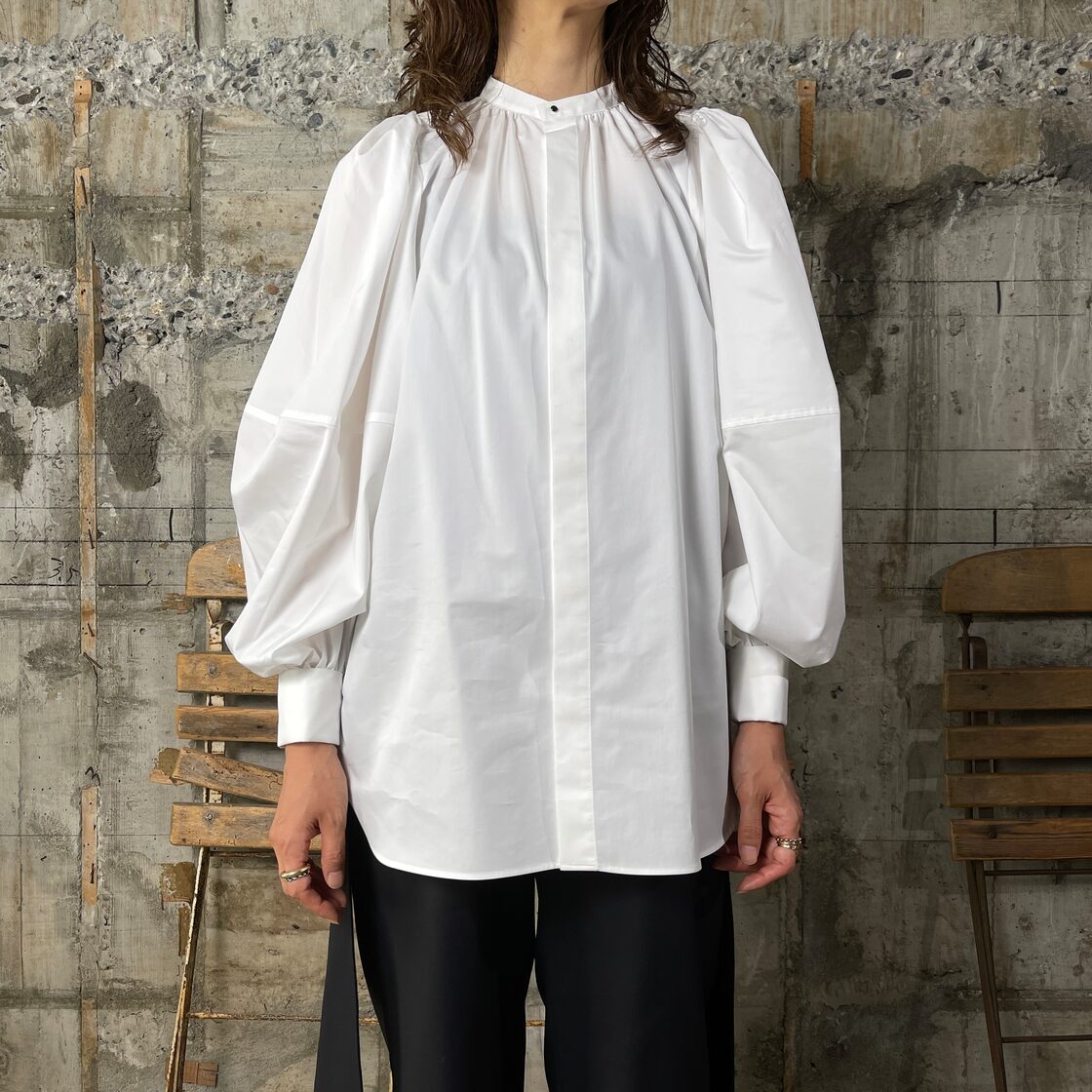 HYKE【ハイク】T/C BALLOON SLEEVE BLOUSE (15203) | PAY ID