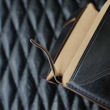 ATLANTICA ホースバット/茶芯【即納】 マネークリップ | 6T leatherworks