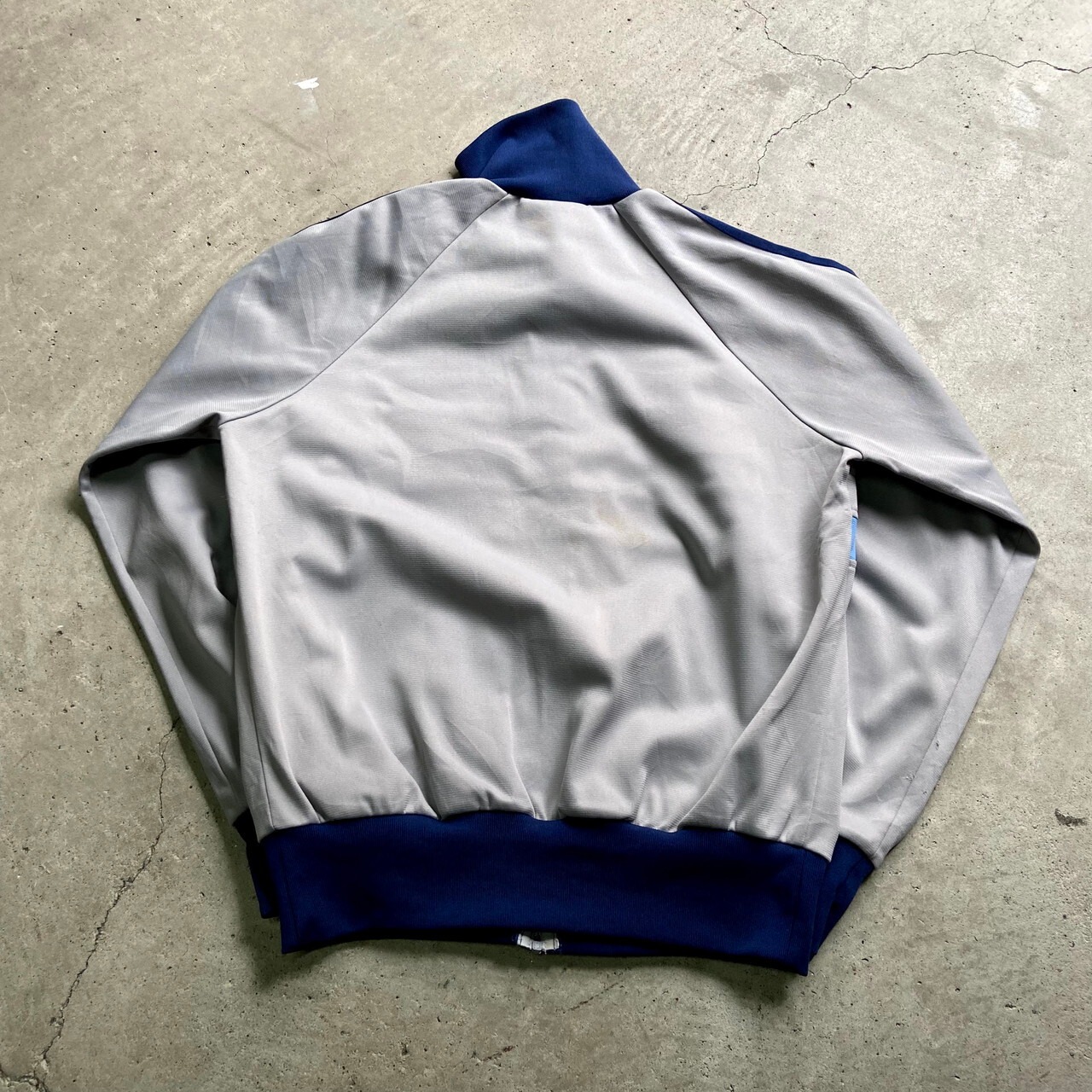 70年代 フランス製 ventex社 adidas アディダス ワンポイント刺繍 