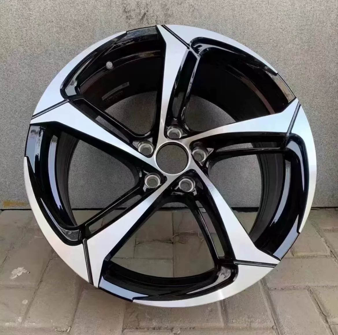 Audi】19インチ 19×8.5J ブレードホイール スチールリム 適用スタイル