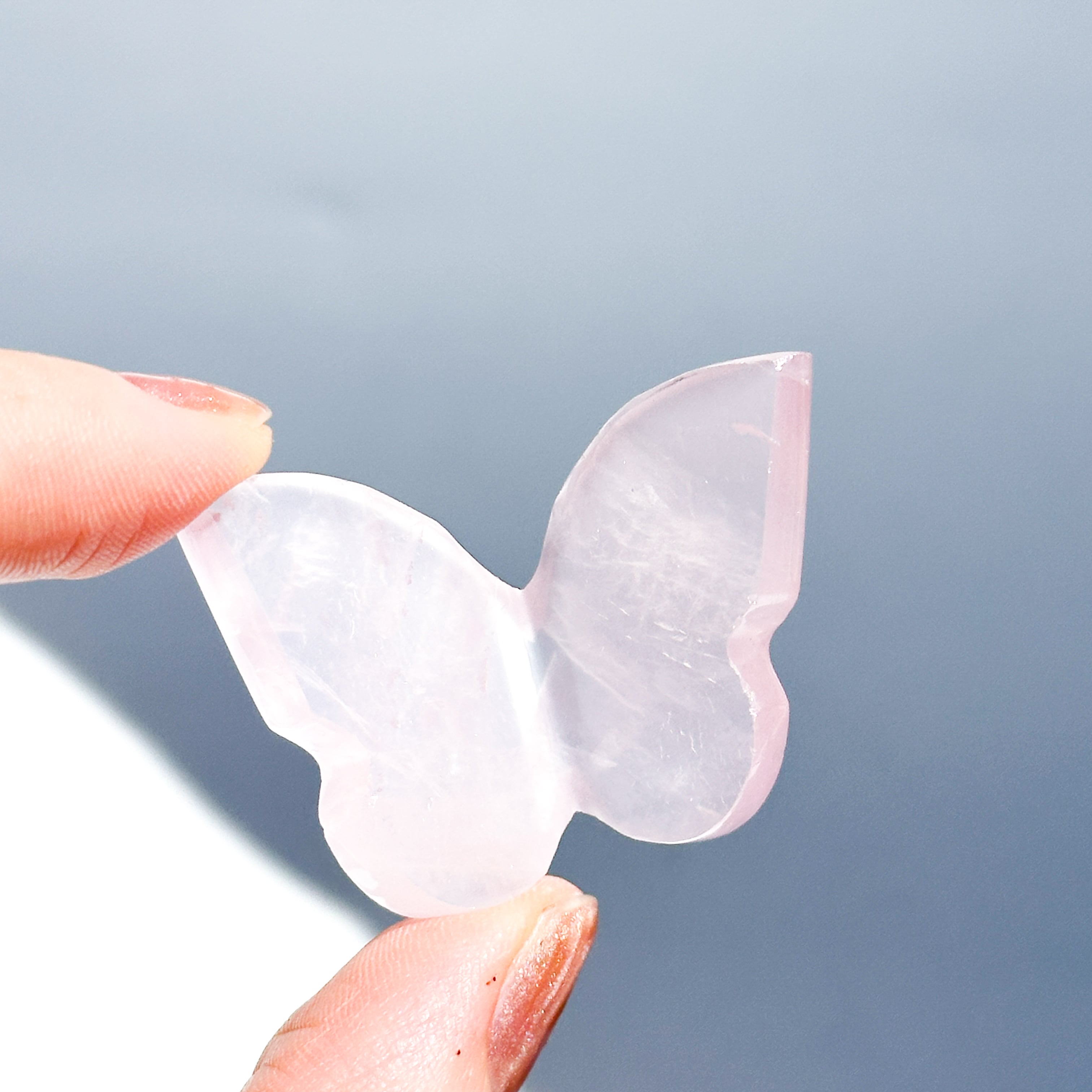 ローズクォーツ 3D蝶 12◇ Rose Quartz Butterfly ◇天然石・鉱物