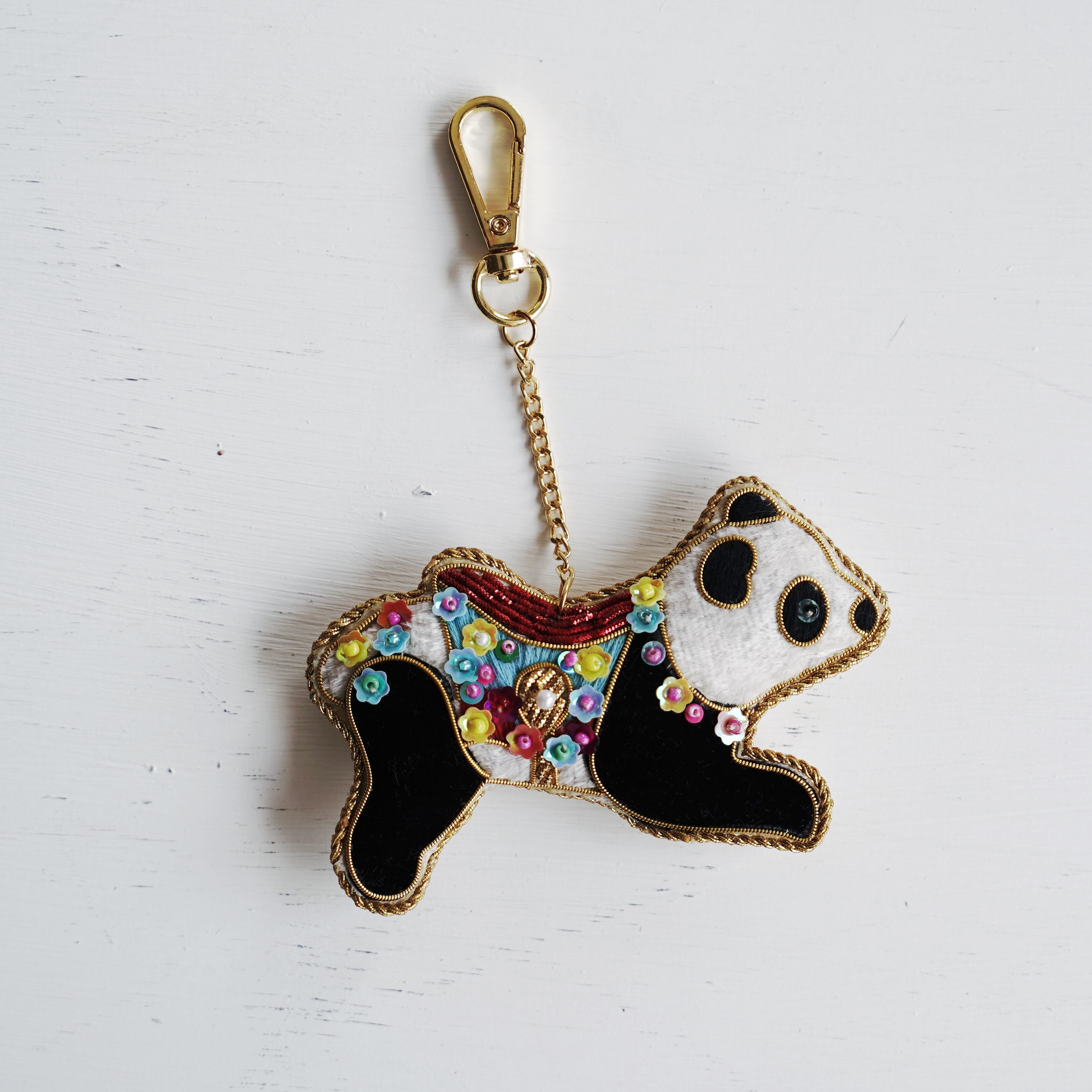 ザリ刺繍キーホルダー パンダ | Sweet Things