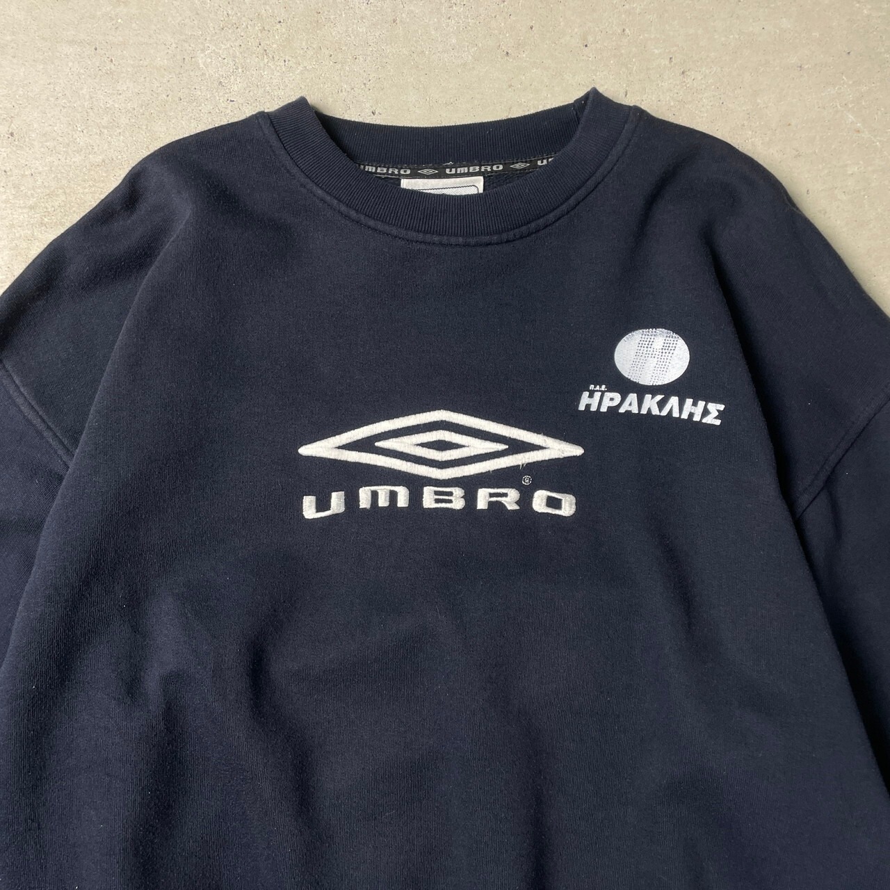 90年代 UMBRO アンブロ スウェットシャツ ビッグロゴ 刺繍 バック 