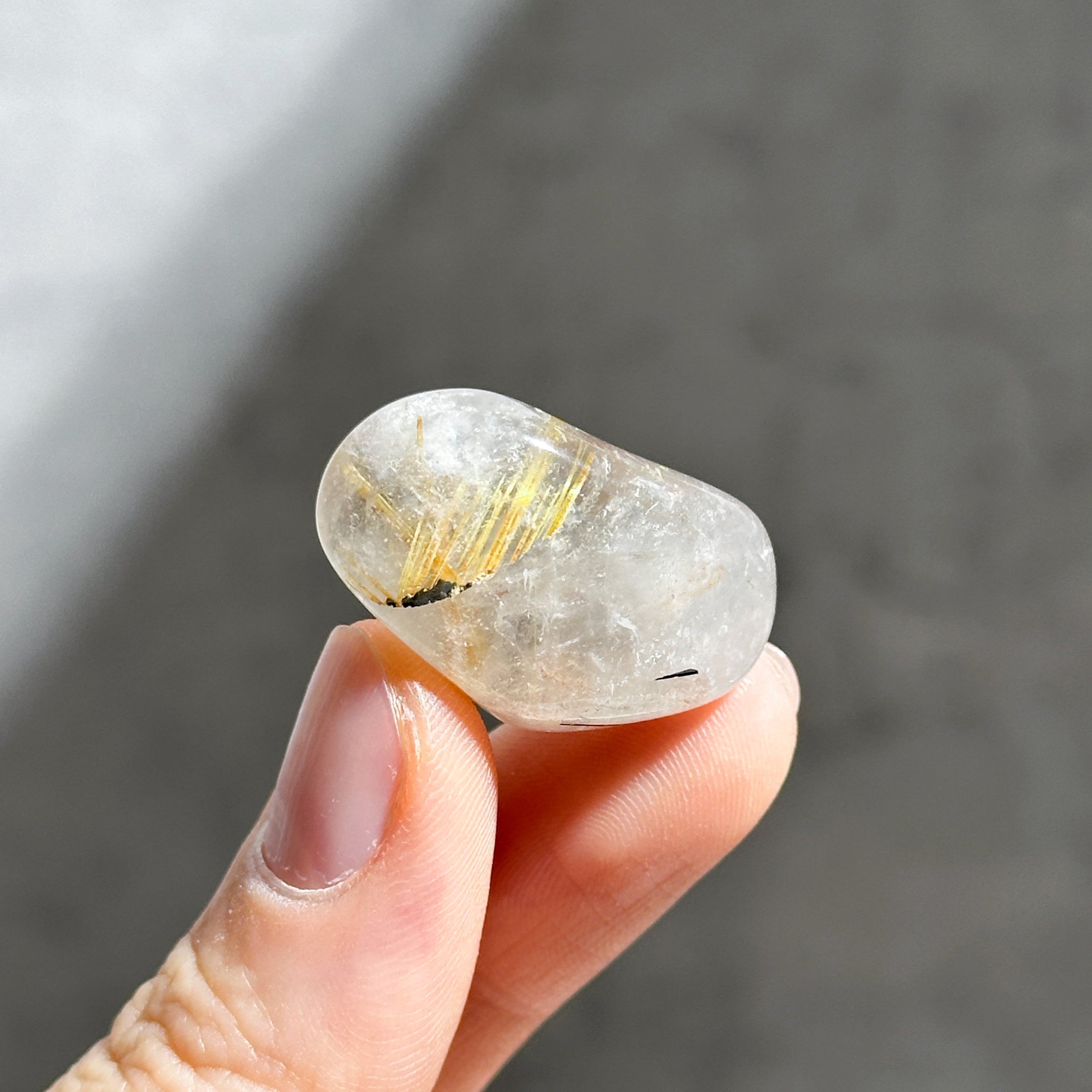 天然石ルチルクォーツ 大型タンブル 224グラム 天然石ルチルクォーツ 大型タンブル 224グラム ルチルインクォーツ