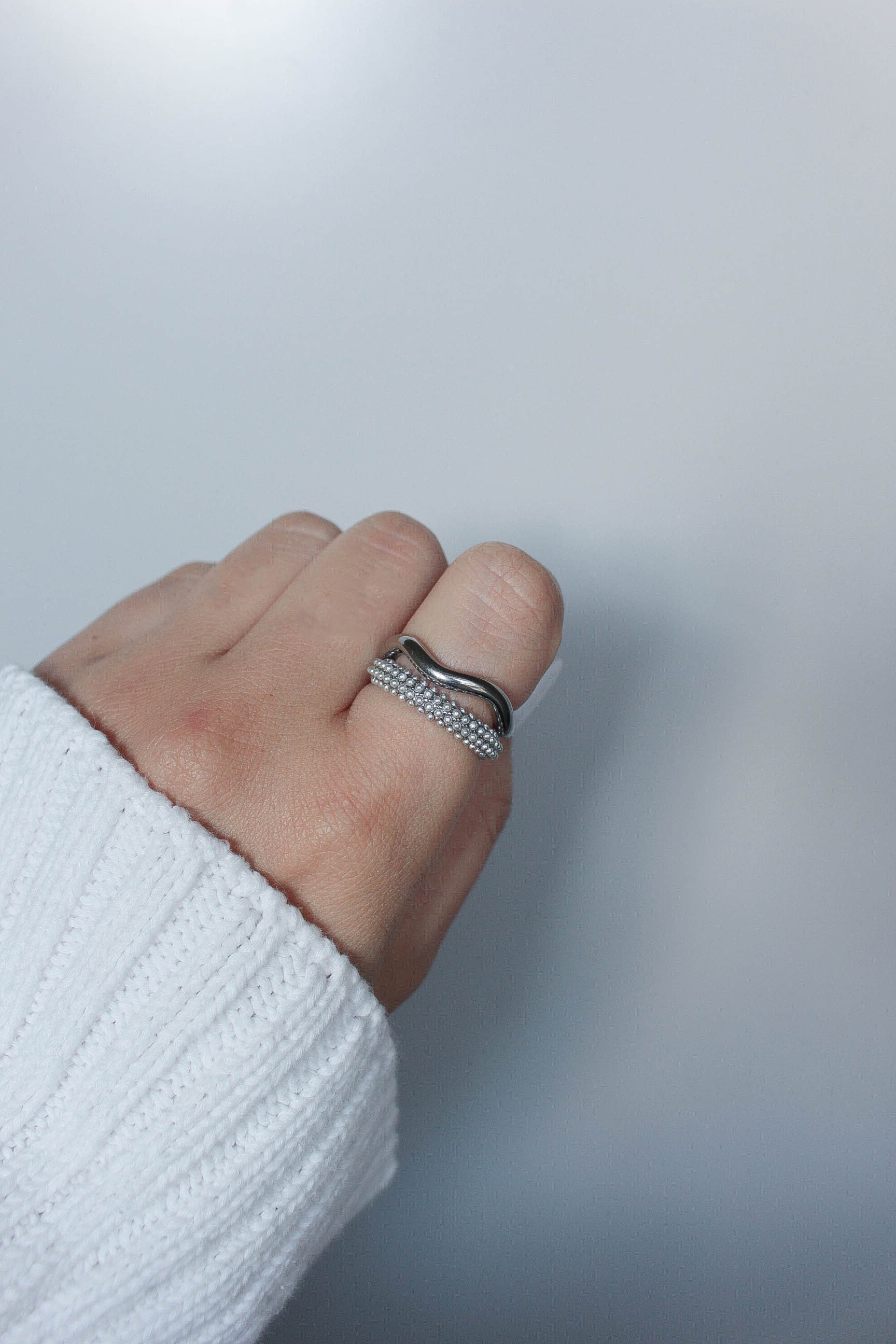 Wave Tube Ring / Slim | ebine(エビネ)|金属アレルギー対応アクセサリー