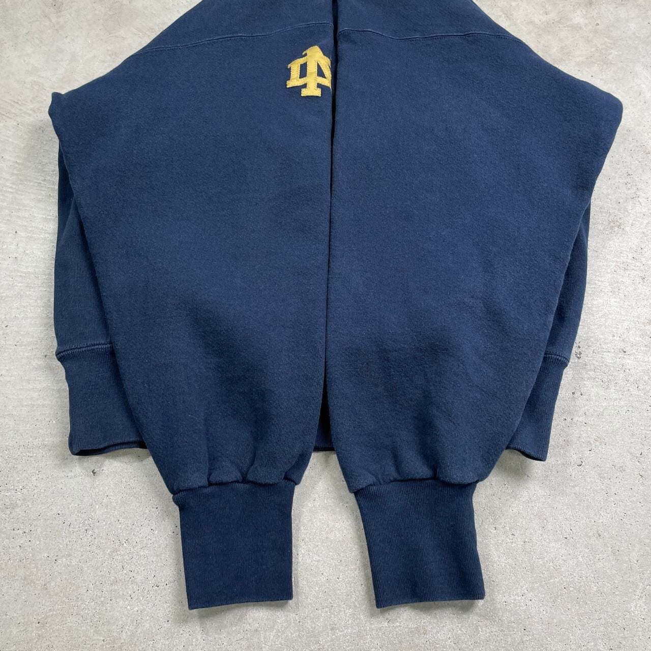 90年代 USA製 NOTRE DAME スウェットシャツ カレッジロゴ 90年代 USA製 NOTRE DAME スウェットシャツ カレッジロゴ