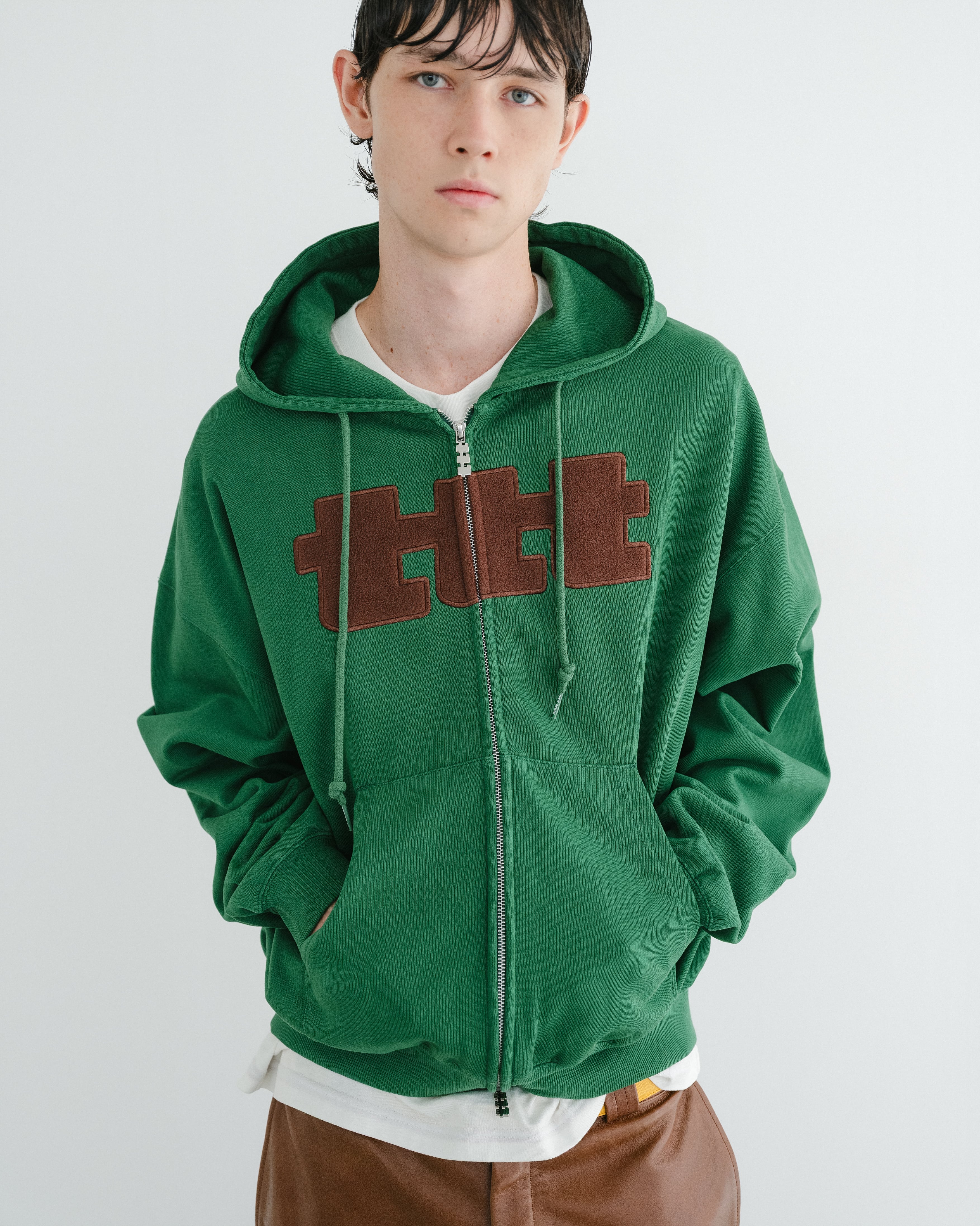 TTTMSW ロゴジップパーカー グリーン 抽選販売》ttt big logo zip up hoodie（GREEN） | TTTMSW