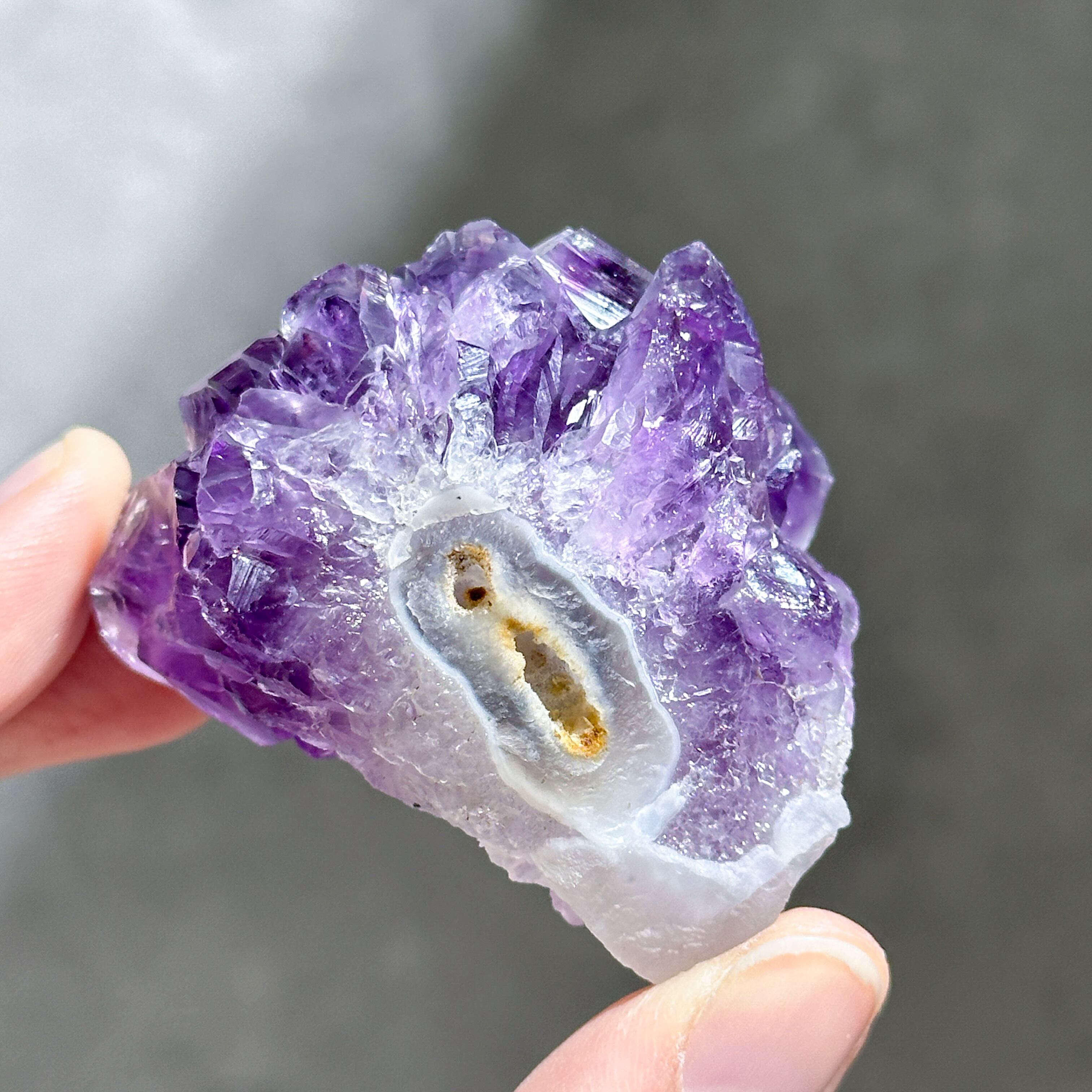 ウルグアイ産のアメジスト1 ウルグアイ産アメジスト 原石01◇ Amethyst ◇天然石・鉱物