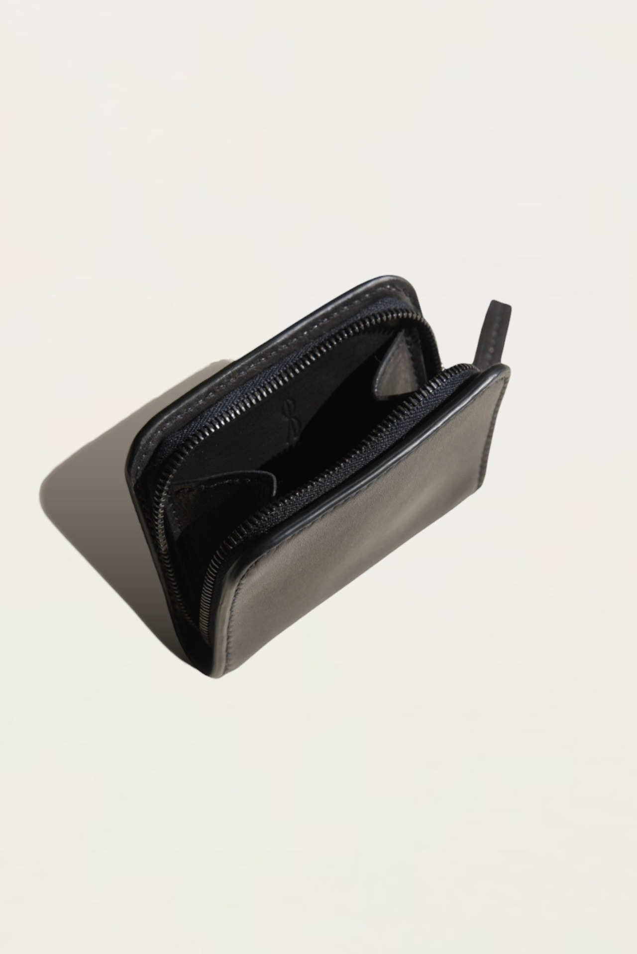 Fullzip purse