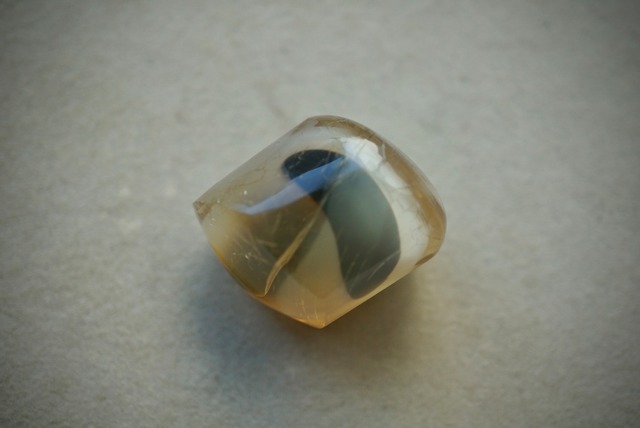 エッグ・イン・オパール Opal Egg 1681