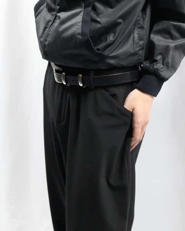 No-tuck wide straight slacks