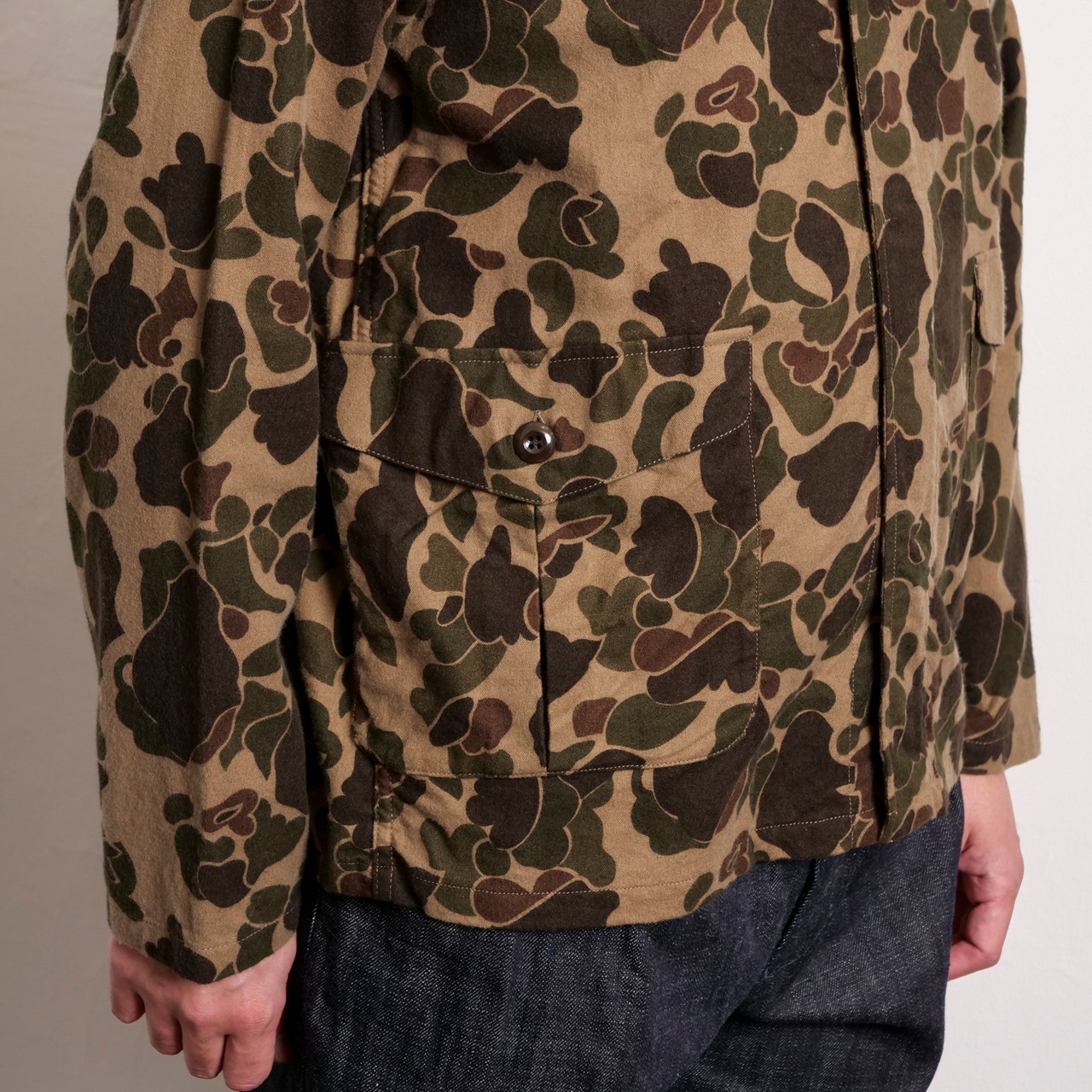 Astro【アストロ】・695M-666C・C/#1 Woodland Camouflage