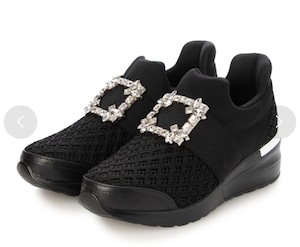 【EVOL/イーボル】 【手を使わずにスッと履ける・柔らかい】軽量スクエアビジューヒールアップスニーカー IZ5892