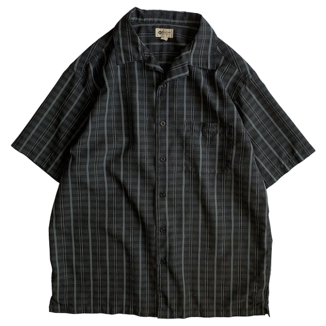 HAGGAR open collar shirt