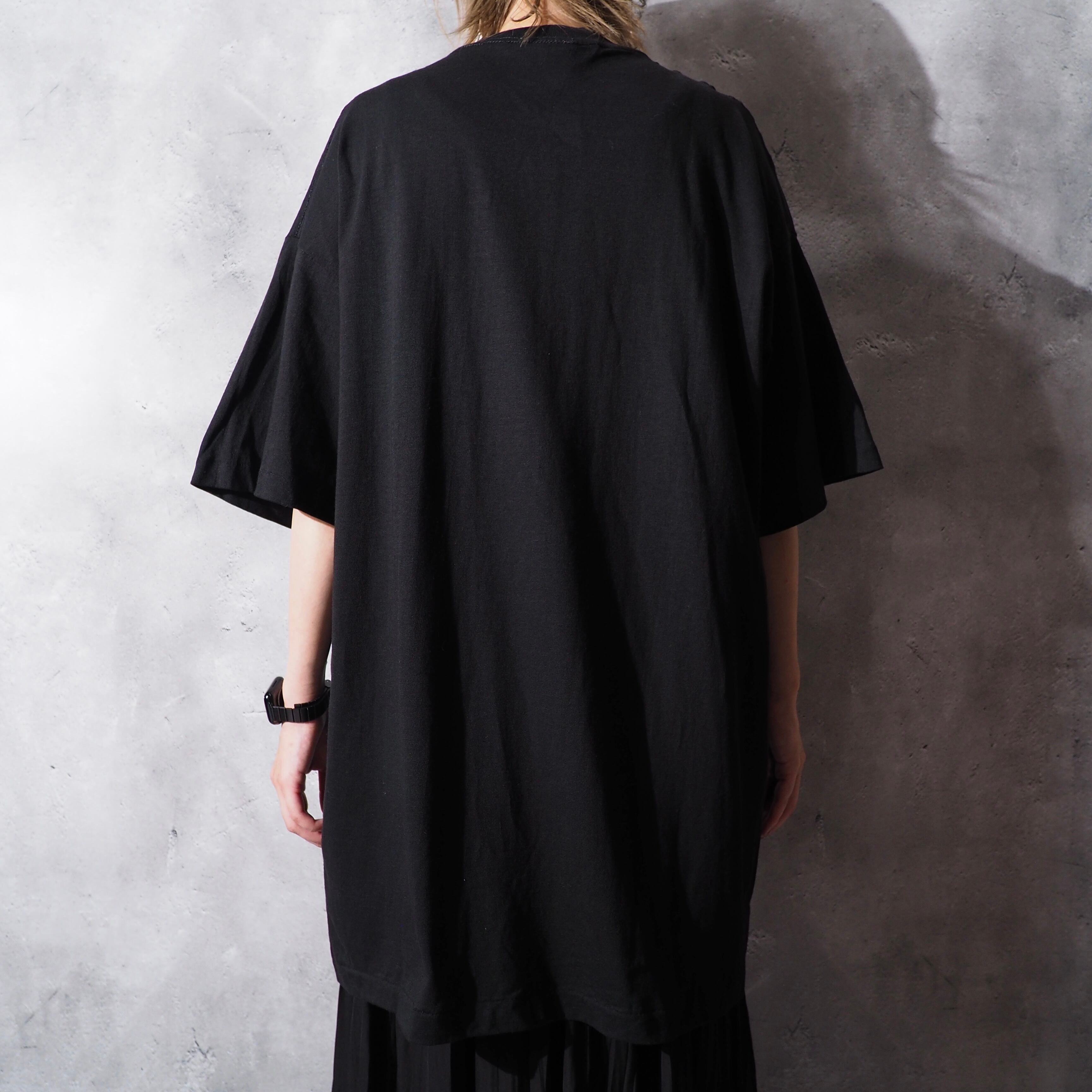 1997s ” Winter wonderman ” printed black loose Tee (made in Usa)