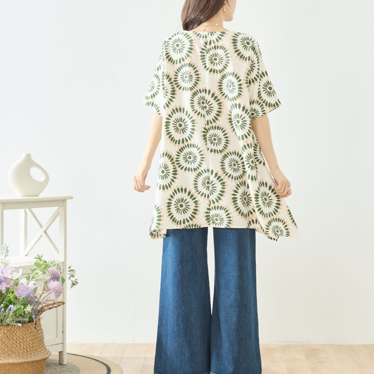 新作][TRUBE]サークルフラワープリントTシャツ チュニック 半袖
