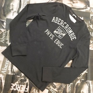 Abercrombie＆Fitch　MENS　ロンＴ　Ｓサイズ