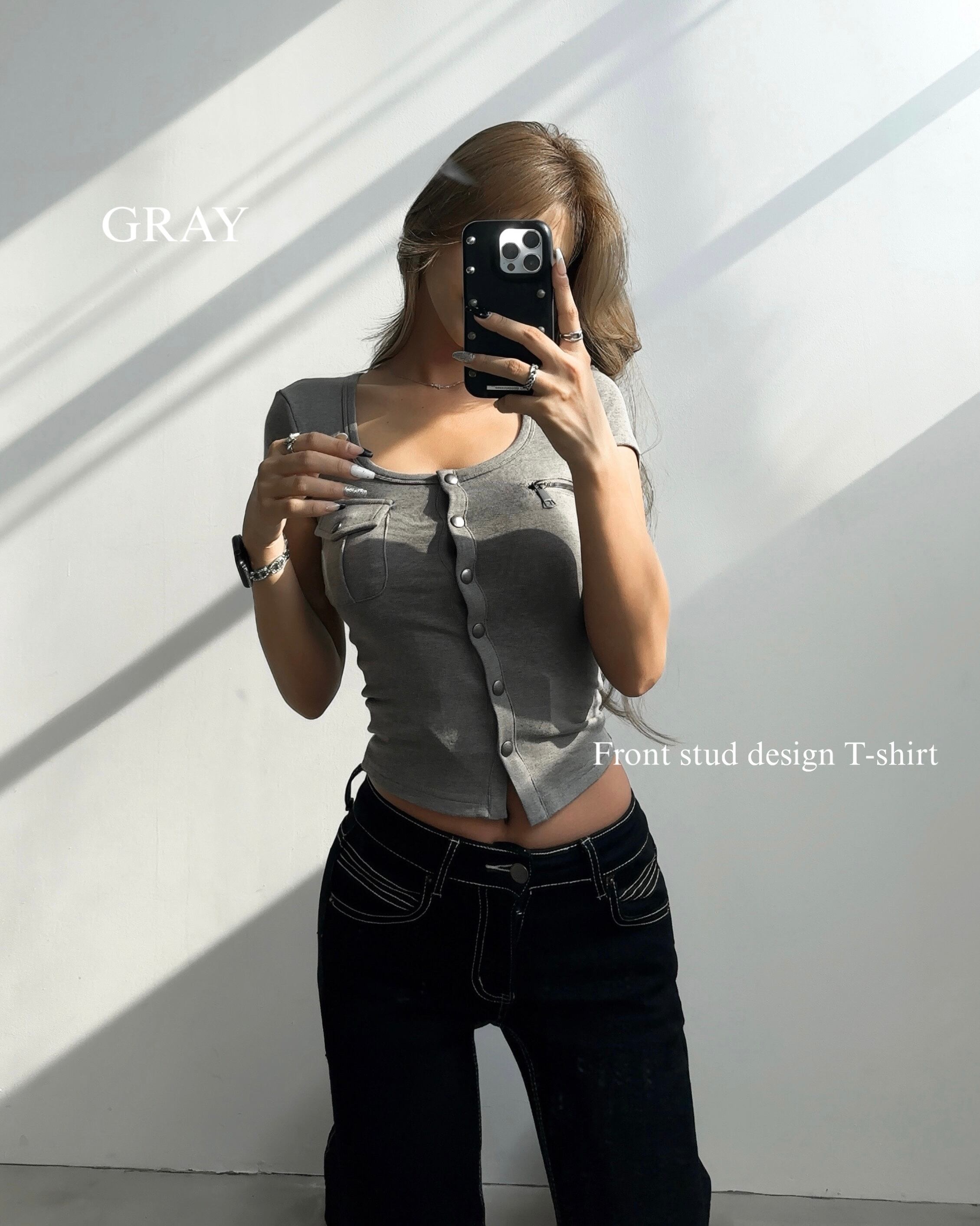 即納】Front stud design T-shirt【4カラー】 | GIENGE［ジーアング］