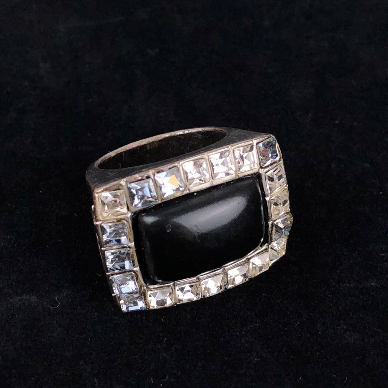 中古】シャネル CHANEL ブラック ラインストーン リング | 小牧まるみ商店