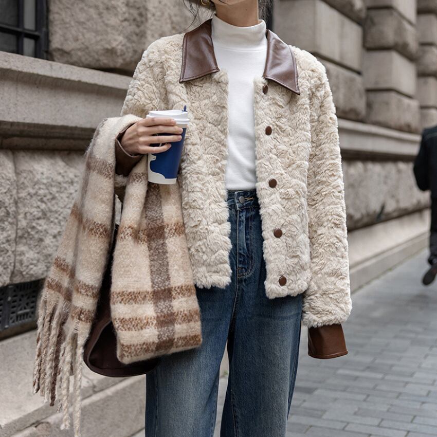 short boa jacket J00011