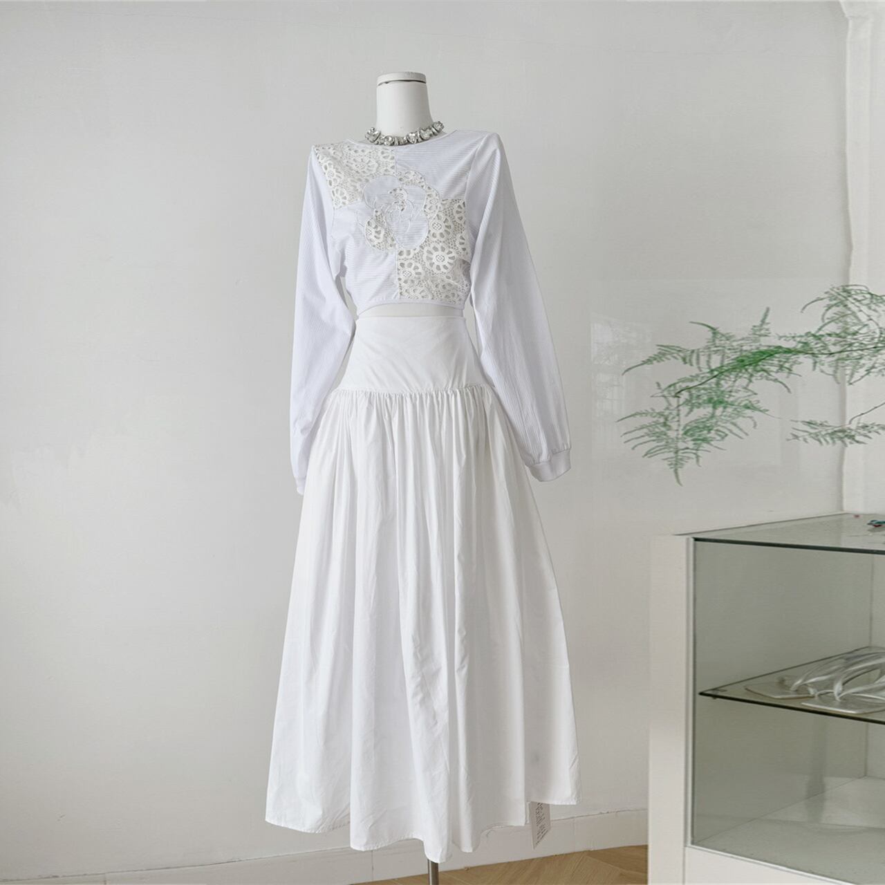 【set】カットワークバックレスブラウス×スカートセット M32914