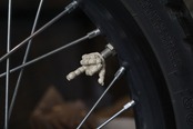 FXXK! HANDSIGN VALVE CAP /CT125ブラウン